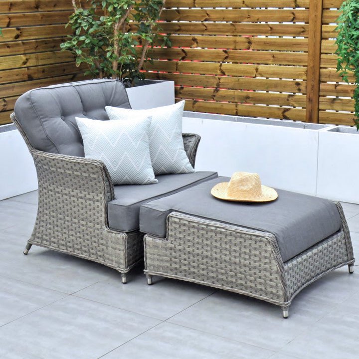 What Goes With Rattan Furniture? - Rathwood Store
