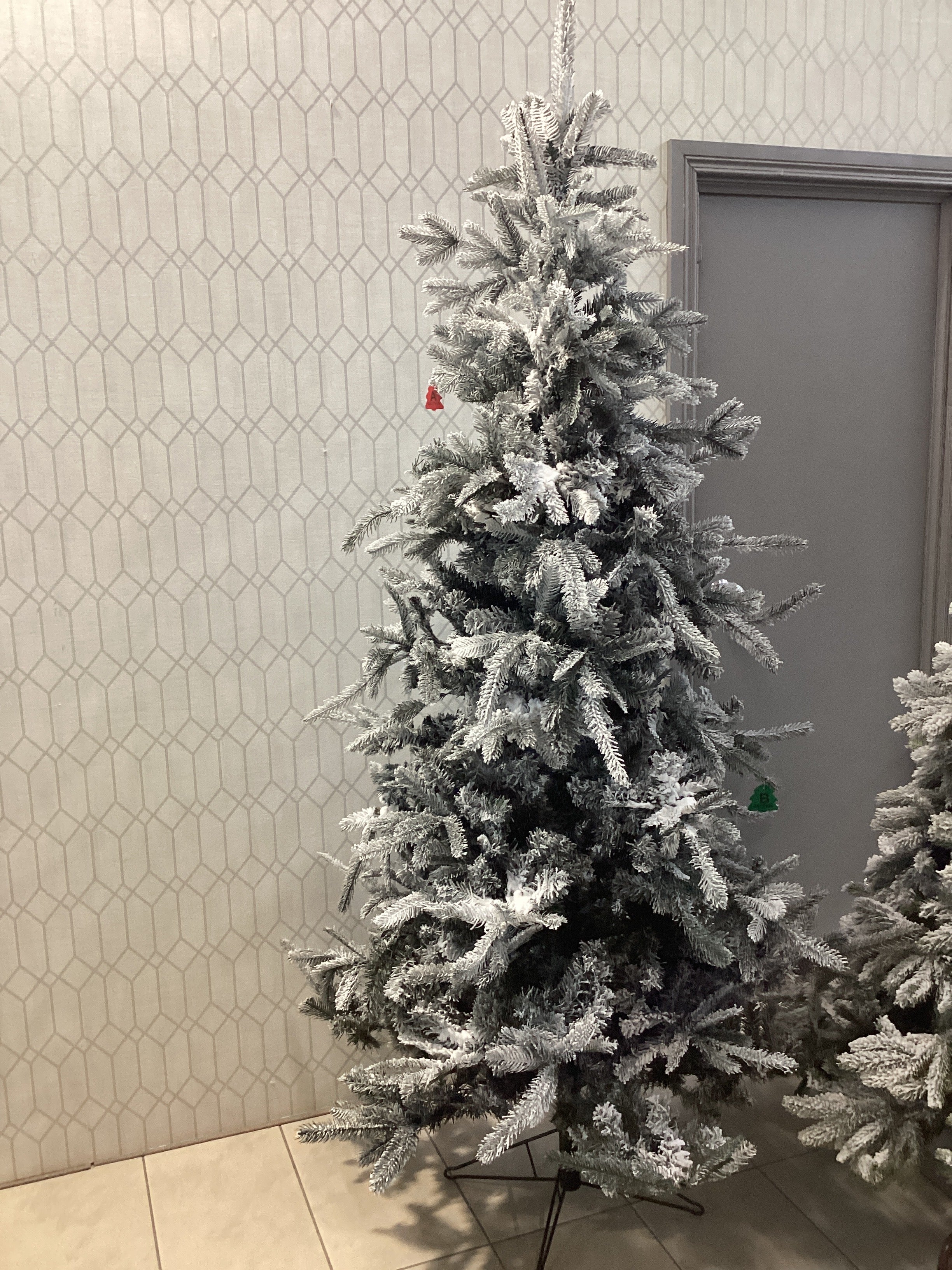 Flocked 7ft Christmas Tree