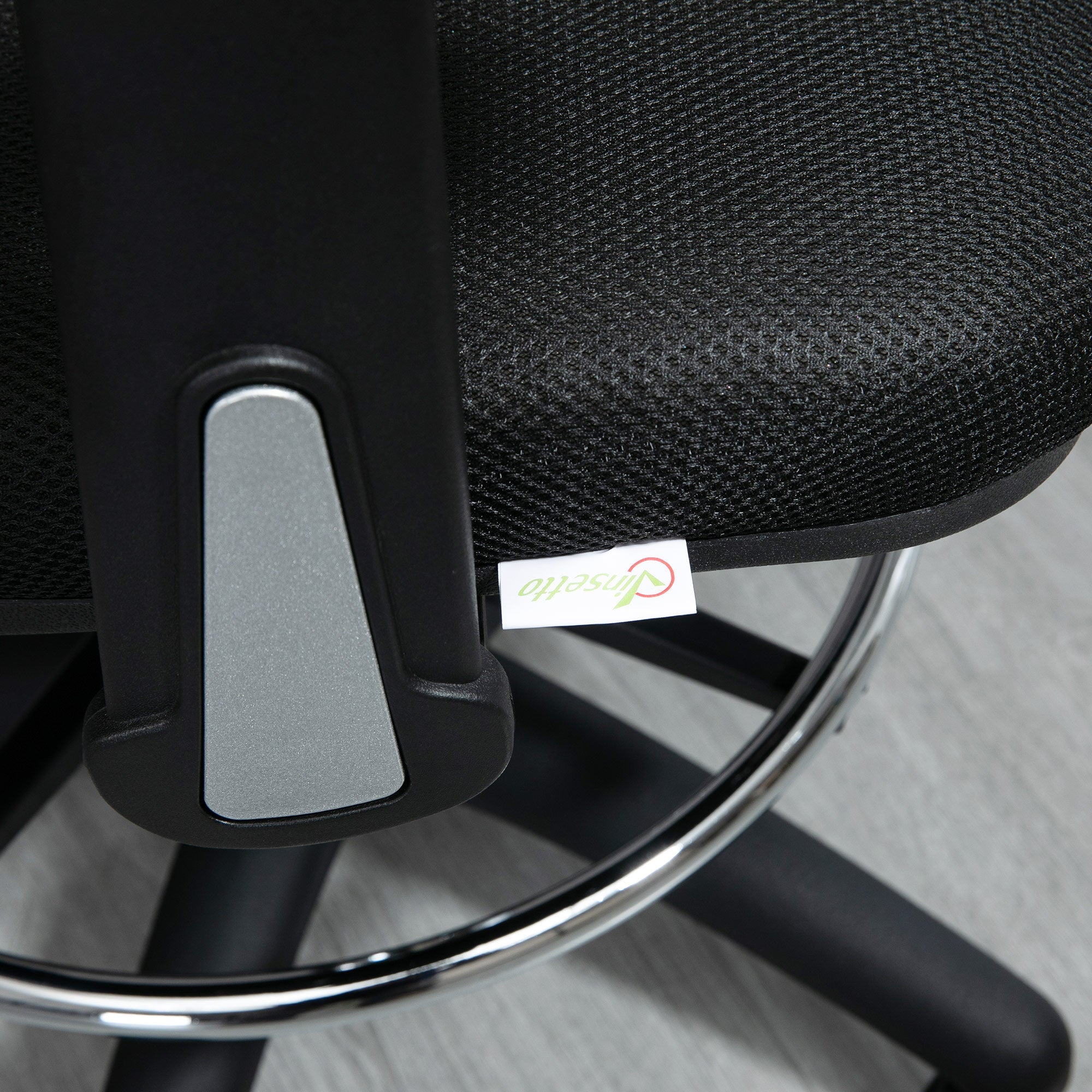 Vinsetto Office Chair Ergonomic Computer Chair with Armrest & Footrest Mesh Black