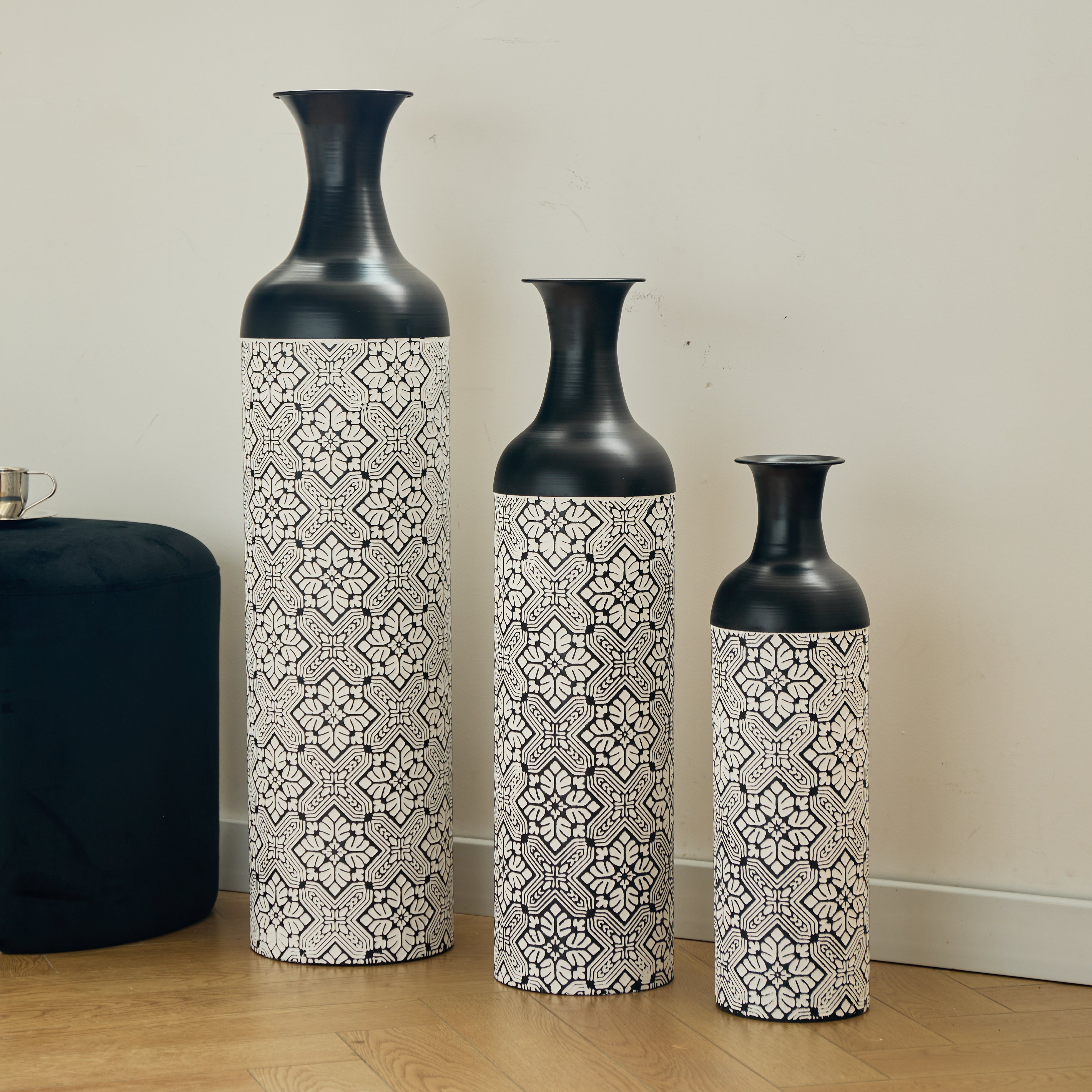 Floor to Ceiling Vase Set, 3-Piece Retro 83/65/50cm Decorative, Black and White Metal