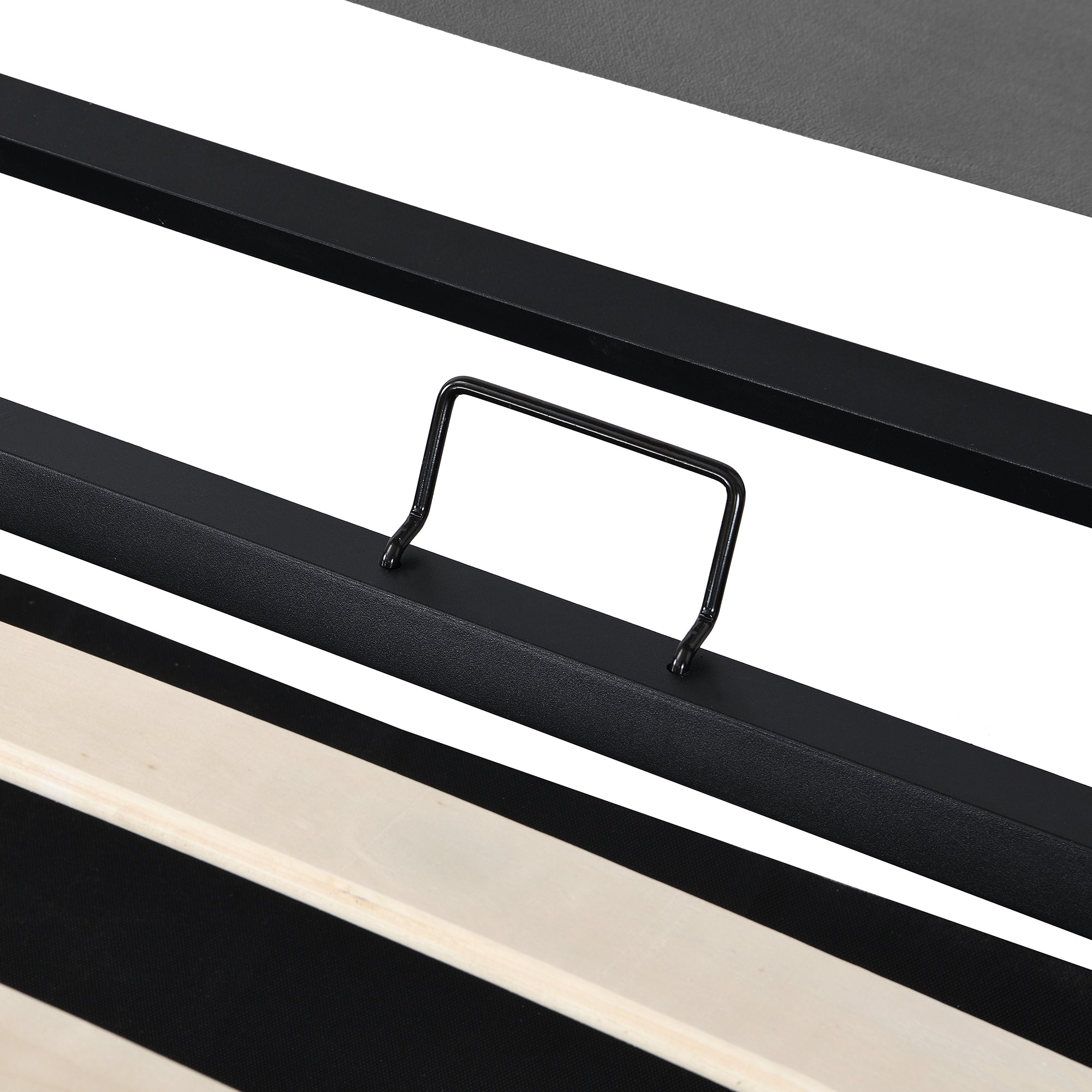 I do not have the product description in German or English for SKU N634P210205A, which is needed to generate a product title with key points, color, or material.