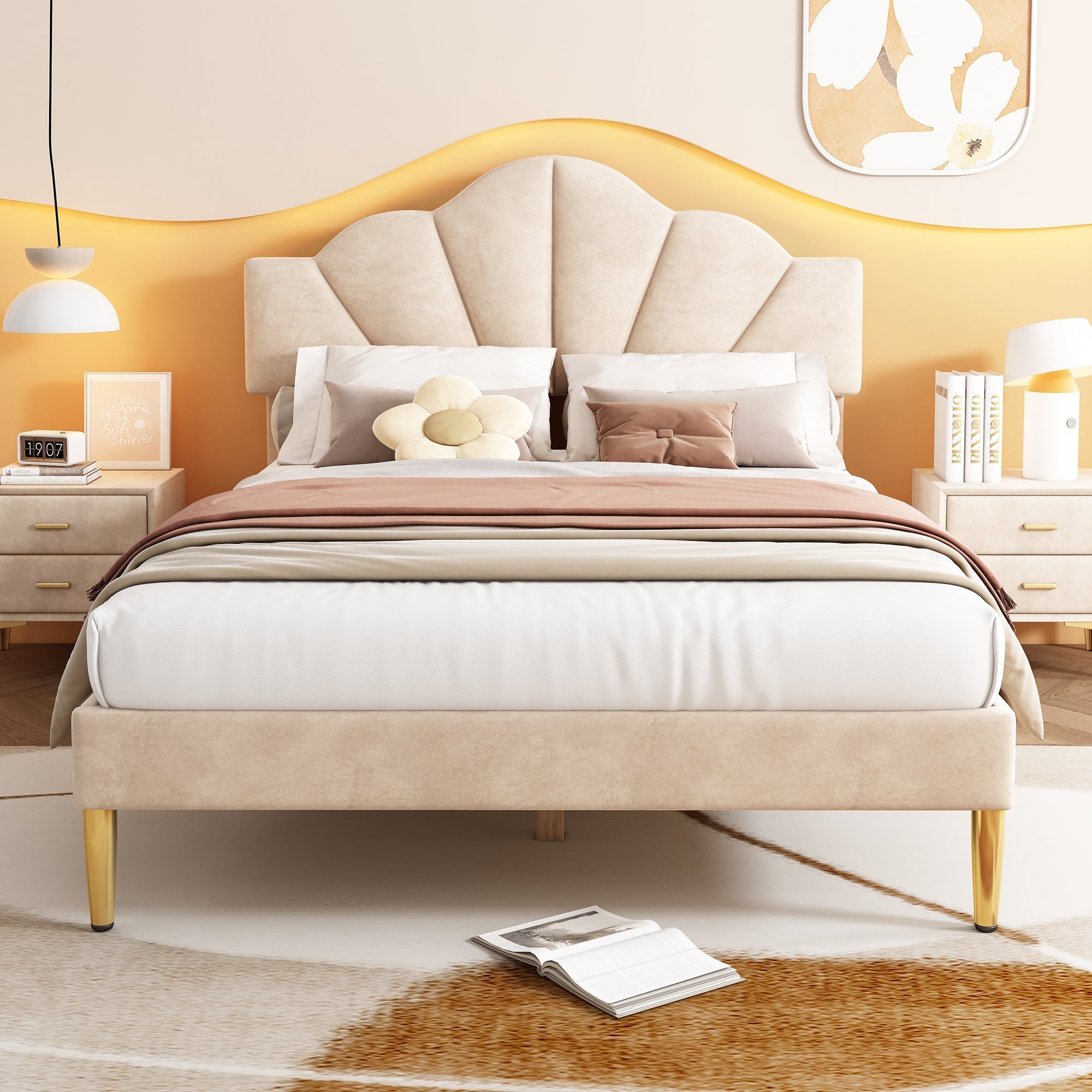 Shell-Shaped Upholstered Double Bed with Golden Legs and Slatted Base, 140x200 cm, Beige Velvet