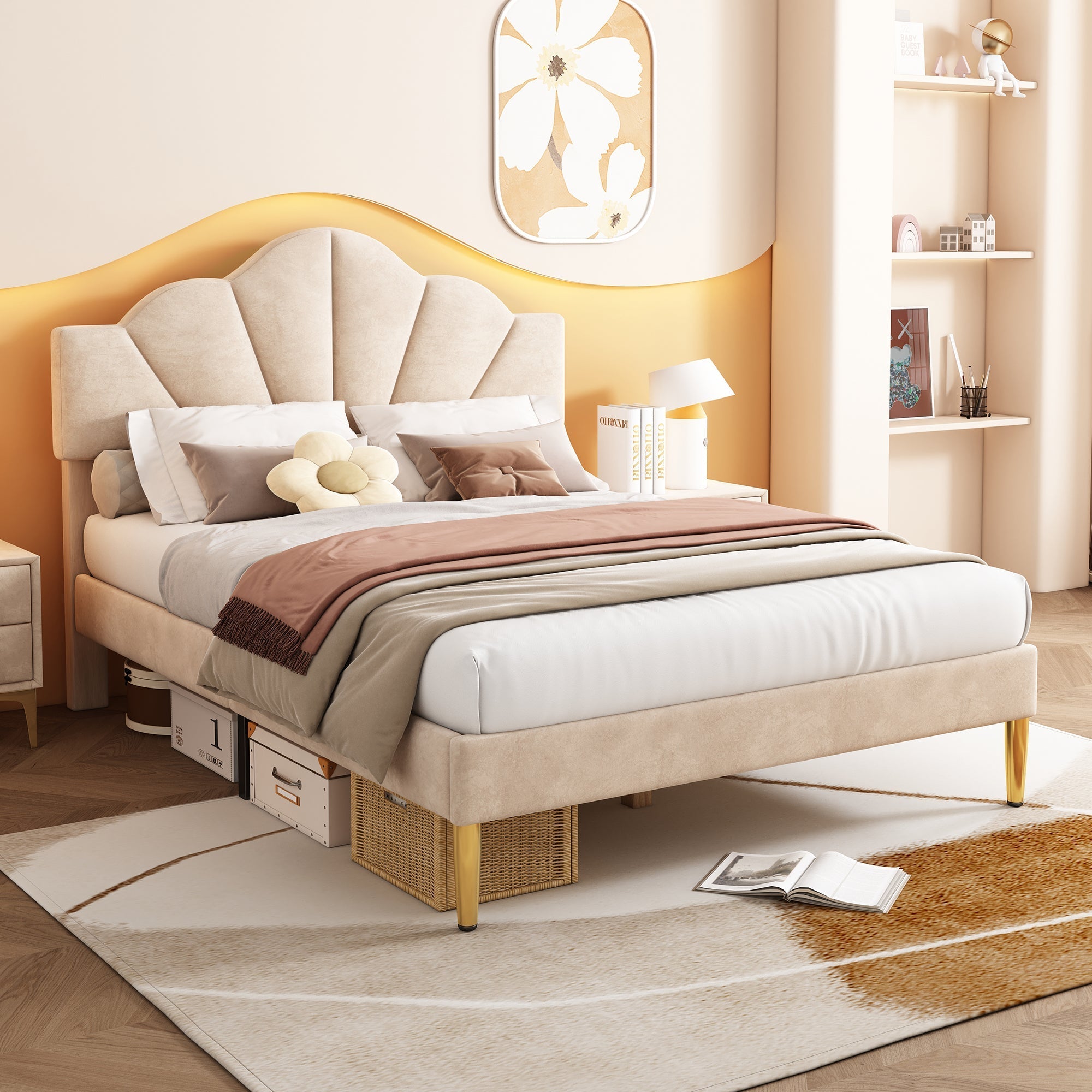 Shell-Shaped Upholstered Double Bed with Golden Legs and Slatted Base, 140x200 cm, Beige Velvet