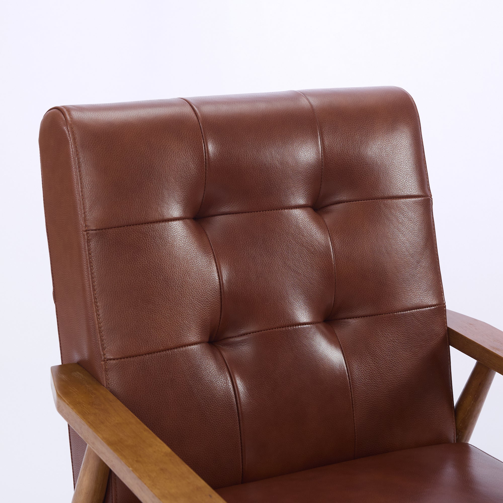 Lounge Chair Genuine Leather Walnut Armrests Rubberwood Legs - Brown