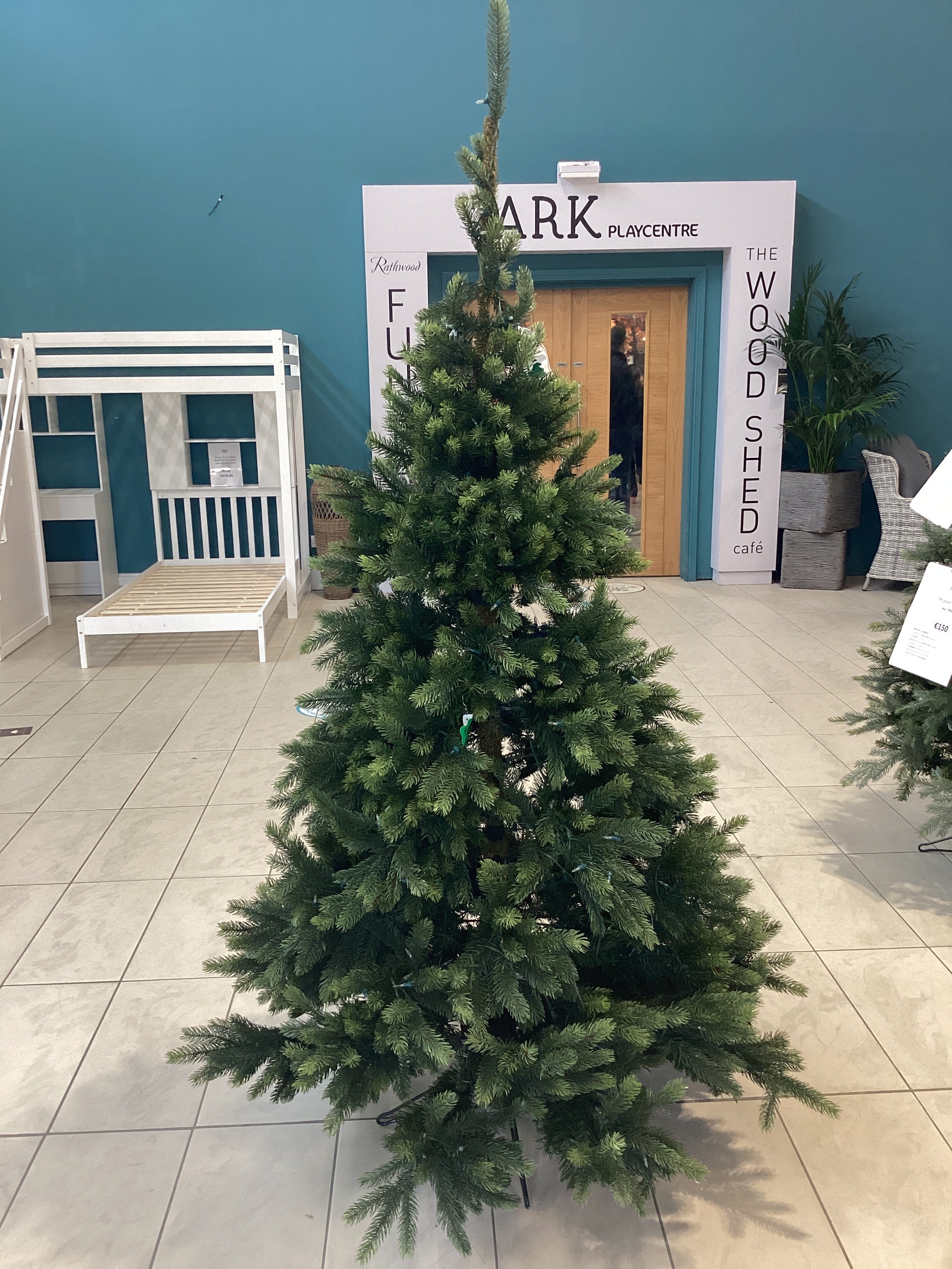 7ft Pre lit Icelandic Tree