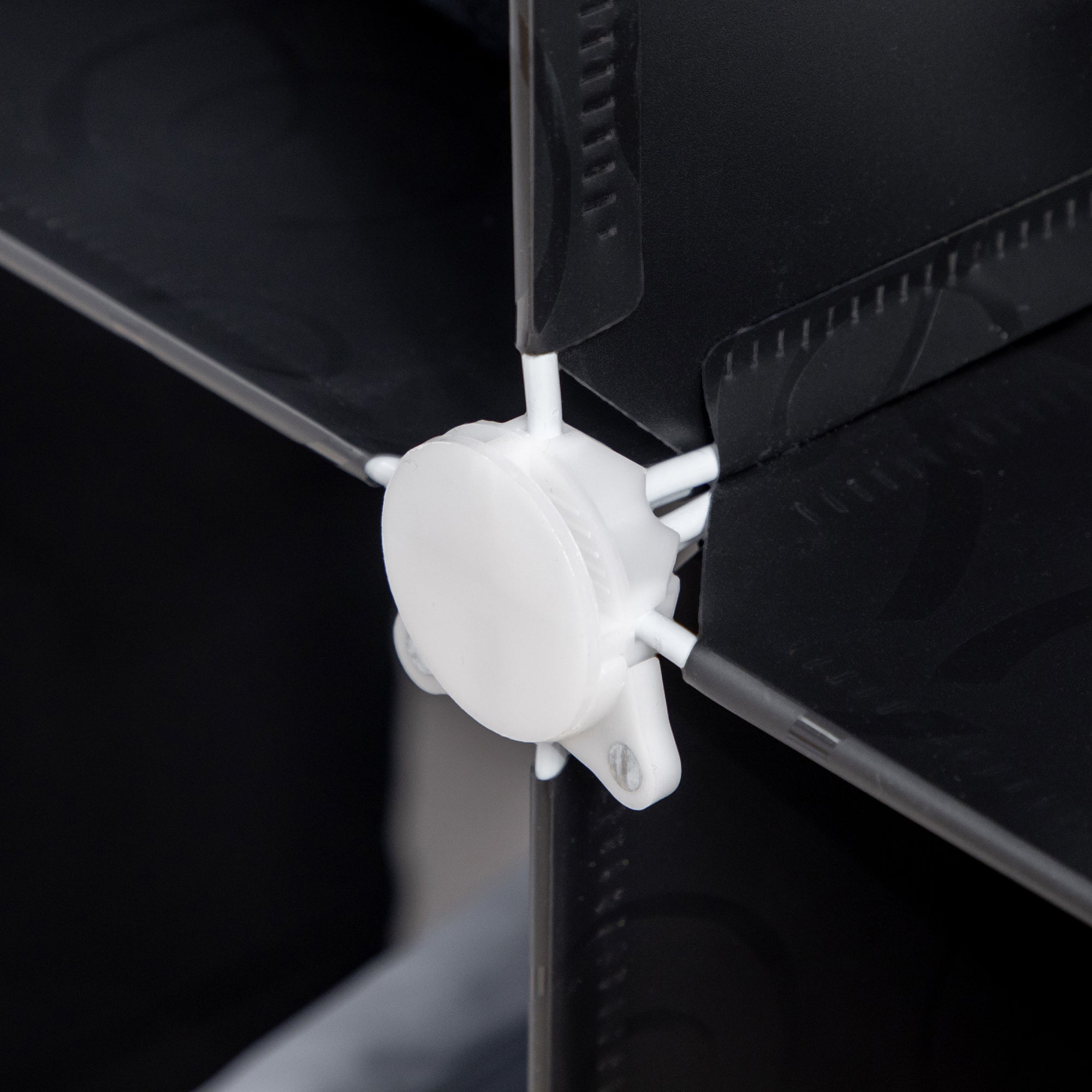 DIY Wardrobe Shelving System, Cube with Clothes Rail, Black + White PP