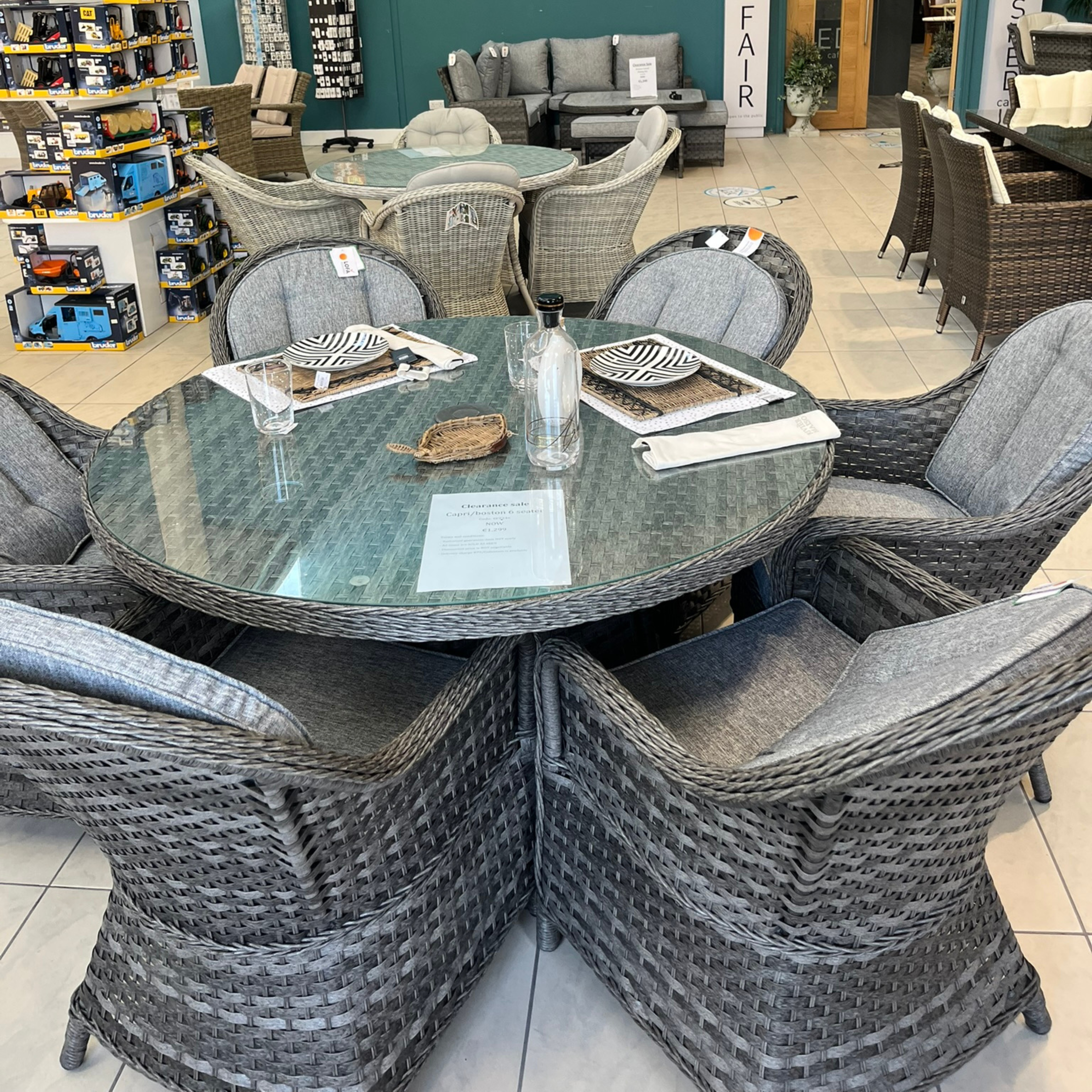 Capri/Boston 6 Seater - Clearance