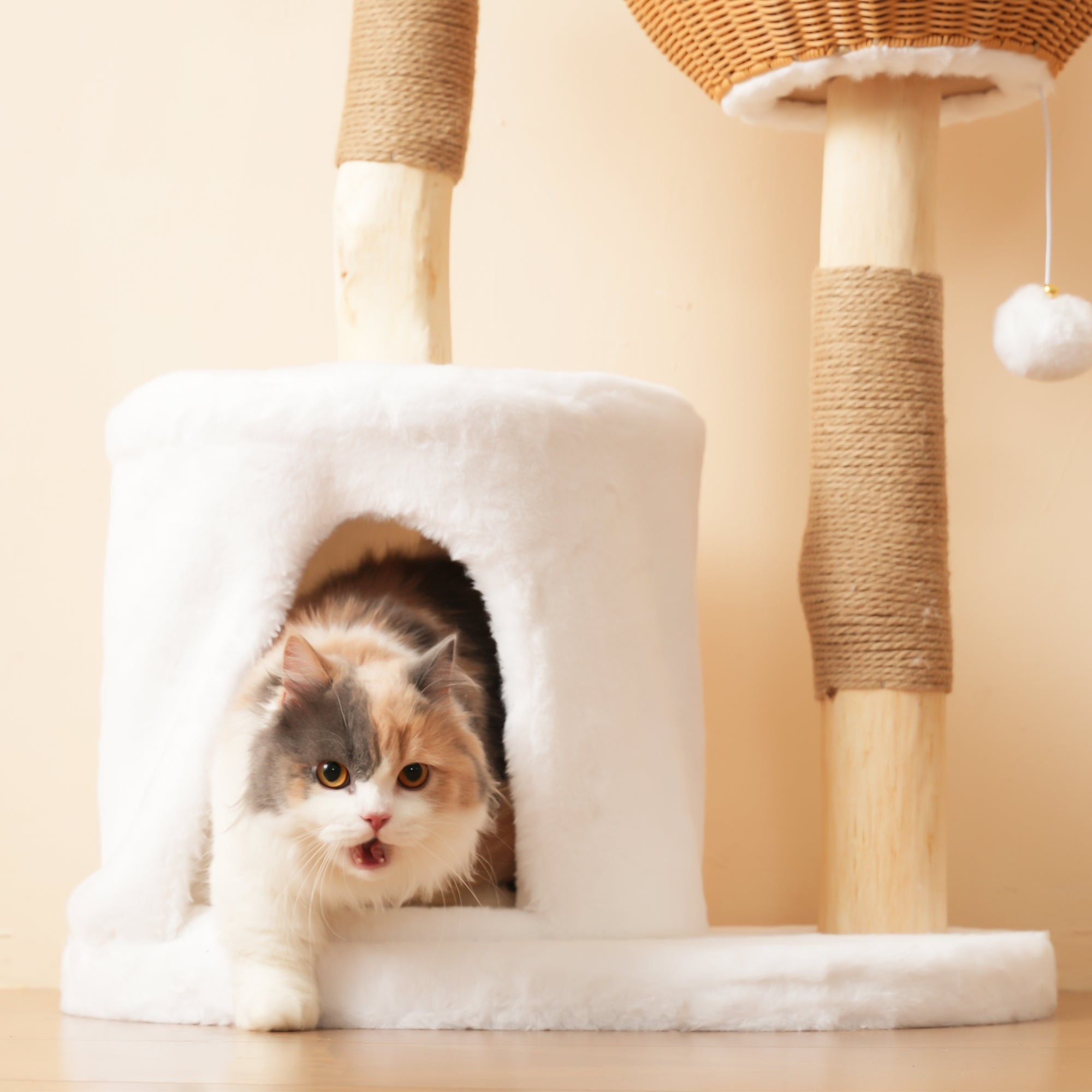 Solid Wood Cat Tree 108cm, Scratching Post 2 Baskets & Cave for Large Cats, Natural Wood & Sisal