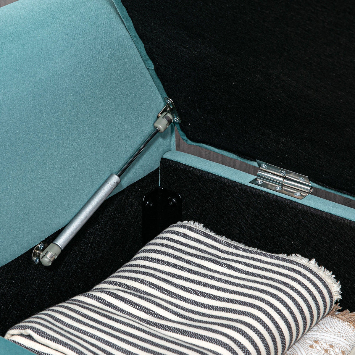 Upholstered Bench with Storage, 120 kg Load Capacity, 126x48.5x47 cm, Green Velvet Look