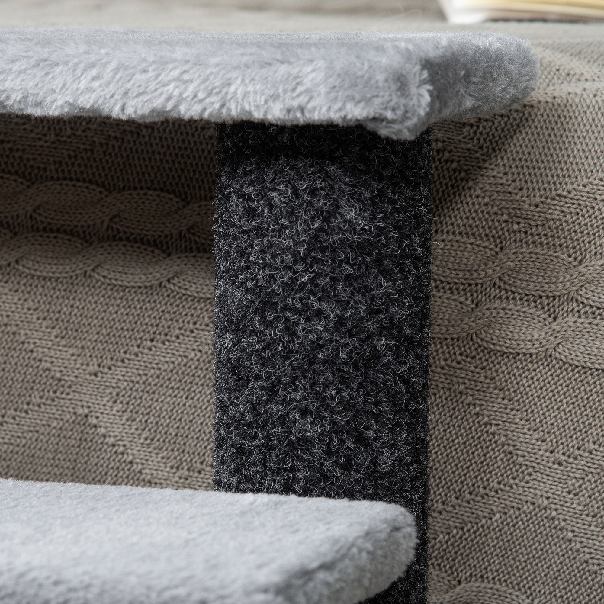 Katzentreppe, 64cm 4 Stufen mit Spielball, Jute und Plüsch, Grau