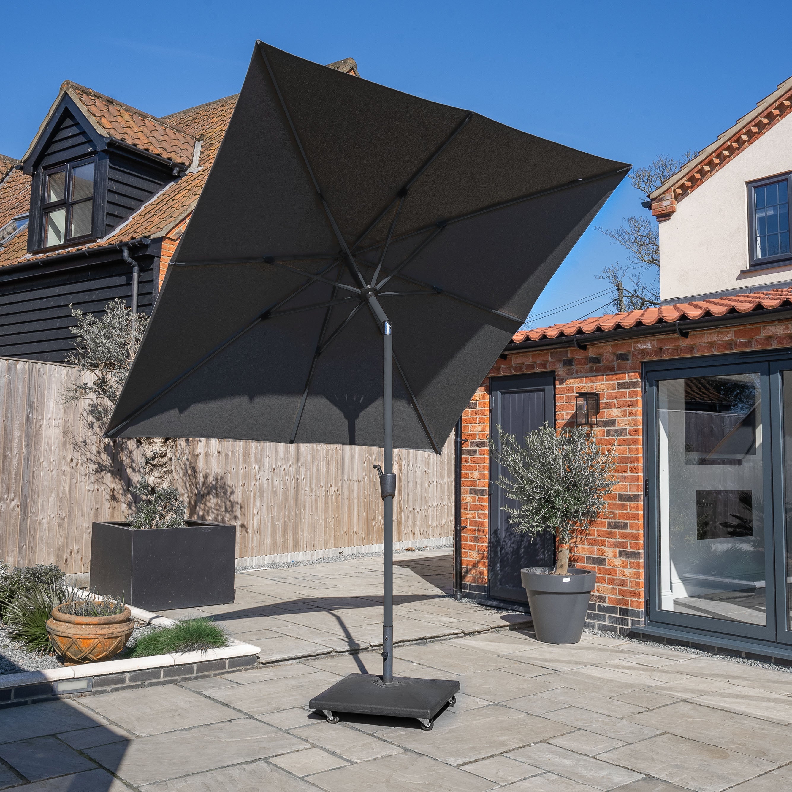 Royce - Premium 2.5m Square LED Parasol with Novasun™ Carbon Canopy & Cover - Anthracite Frame