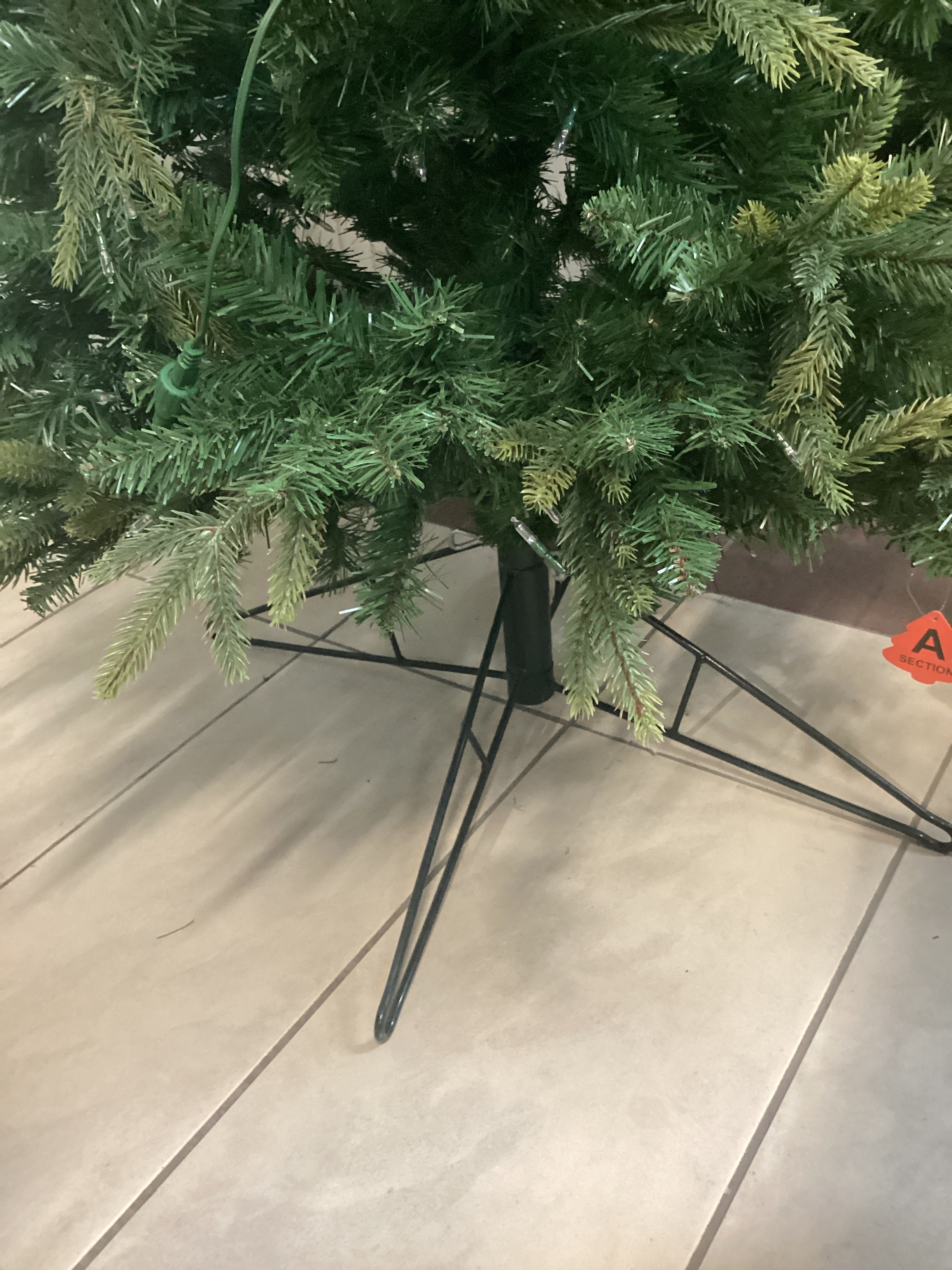 Malmo Prelit 6ft Christmas tree