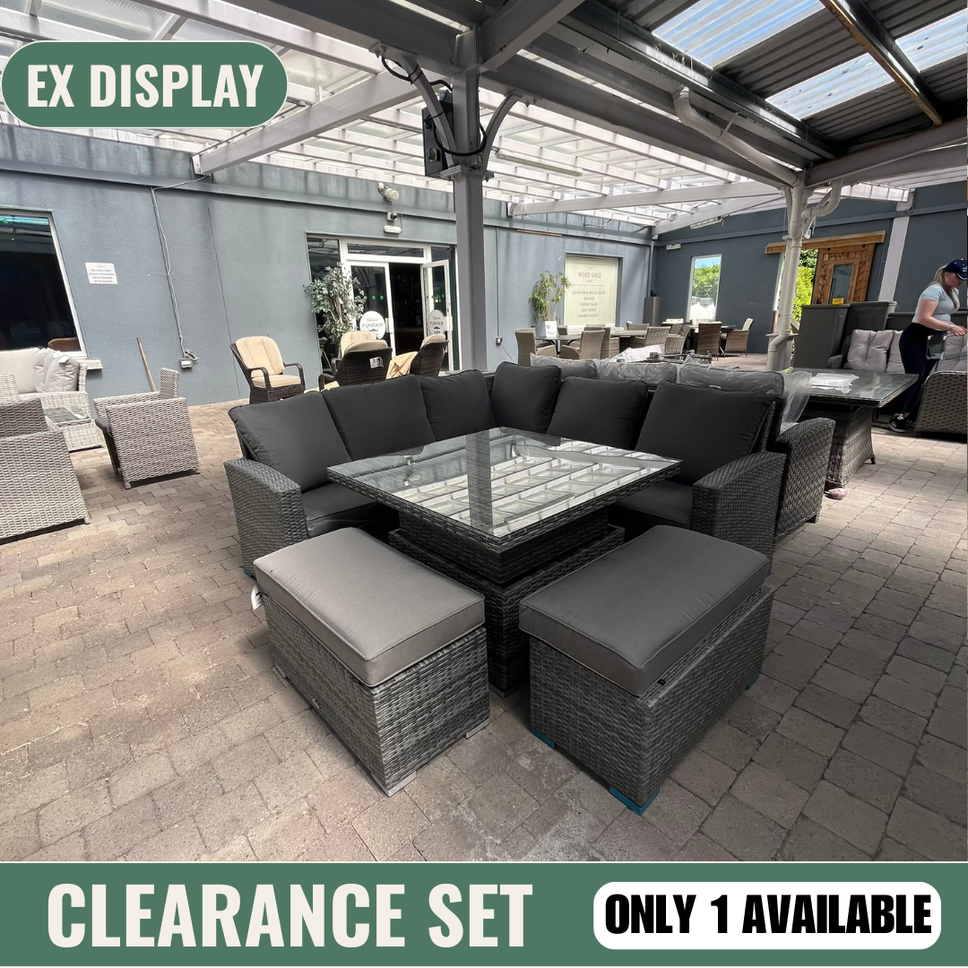 Cuba Corner with Rising Table - Clearance