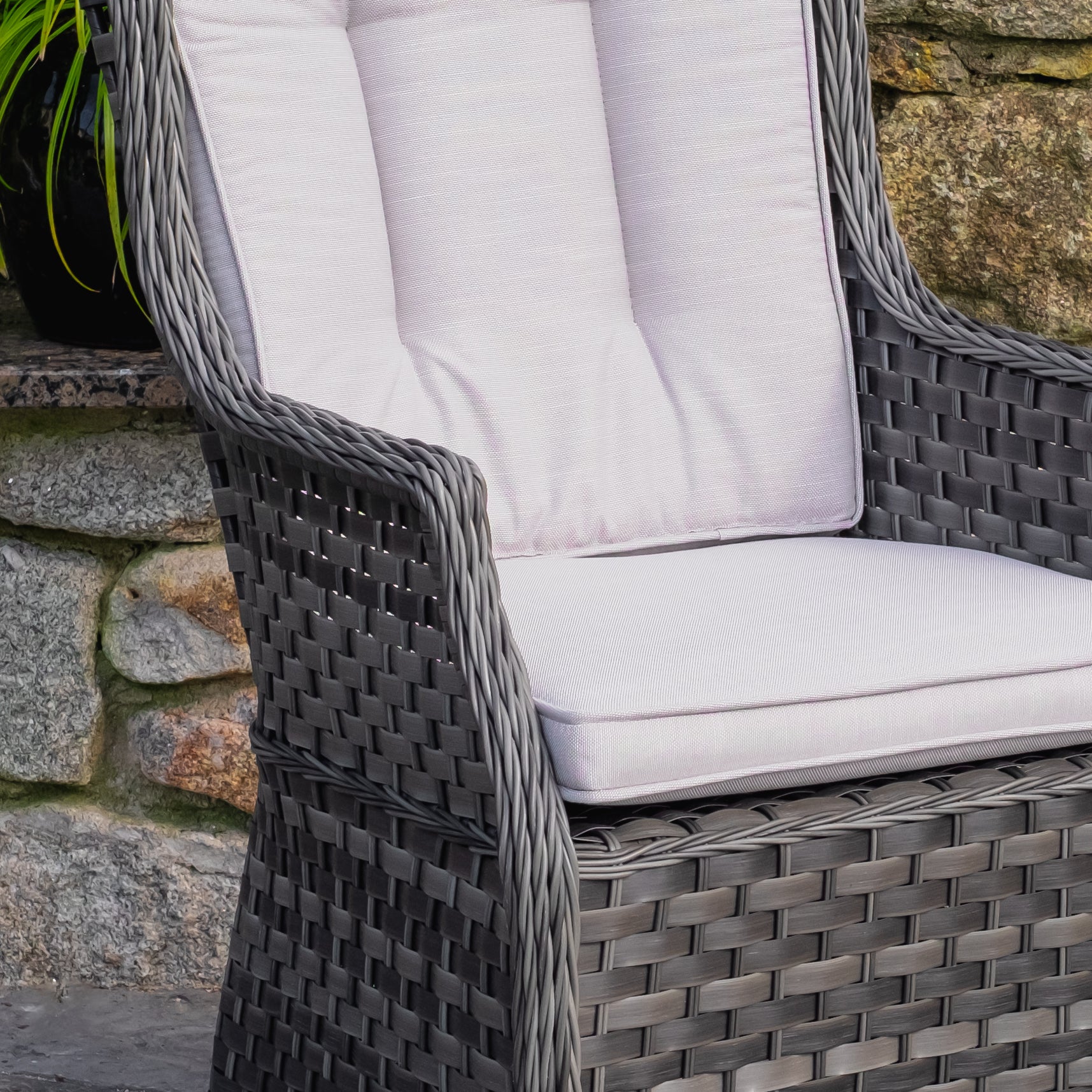 Ravenna - 6 Seat Rectangular Set (Grey)