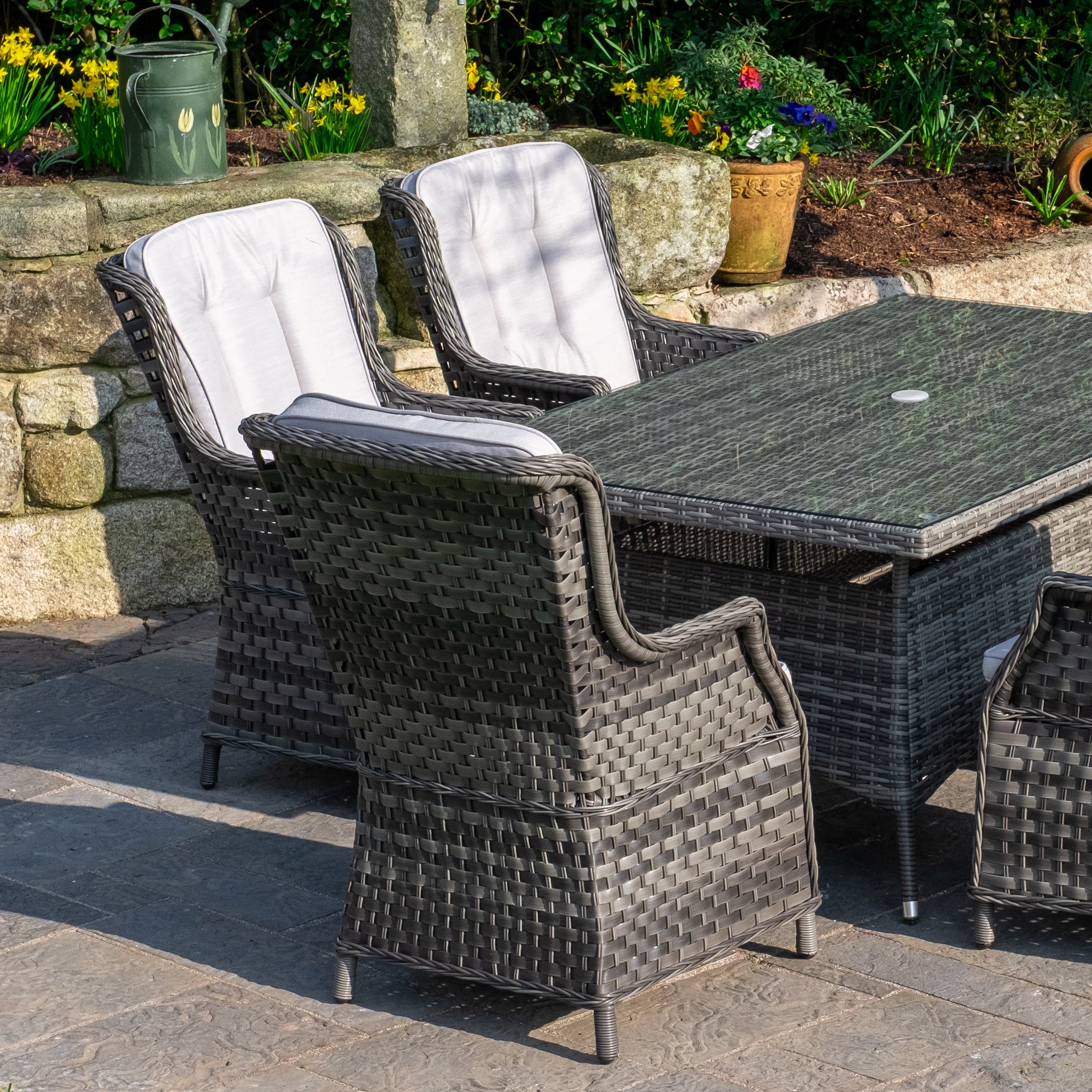 Ravenna - 6 Seat Rectangular Set (Grey)