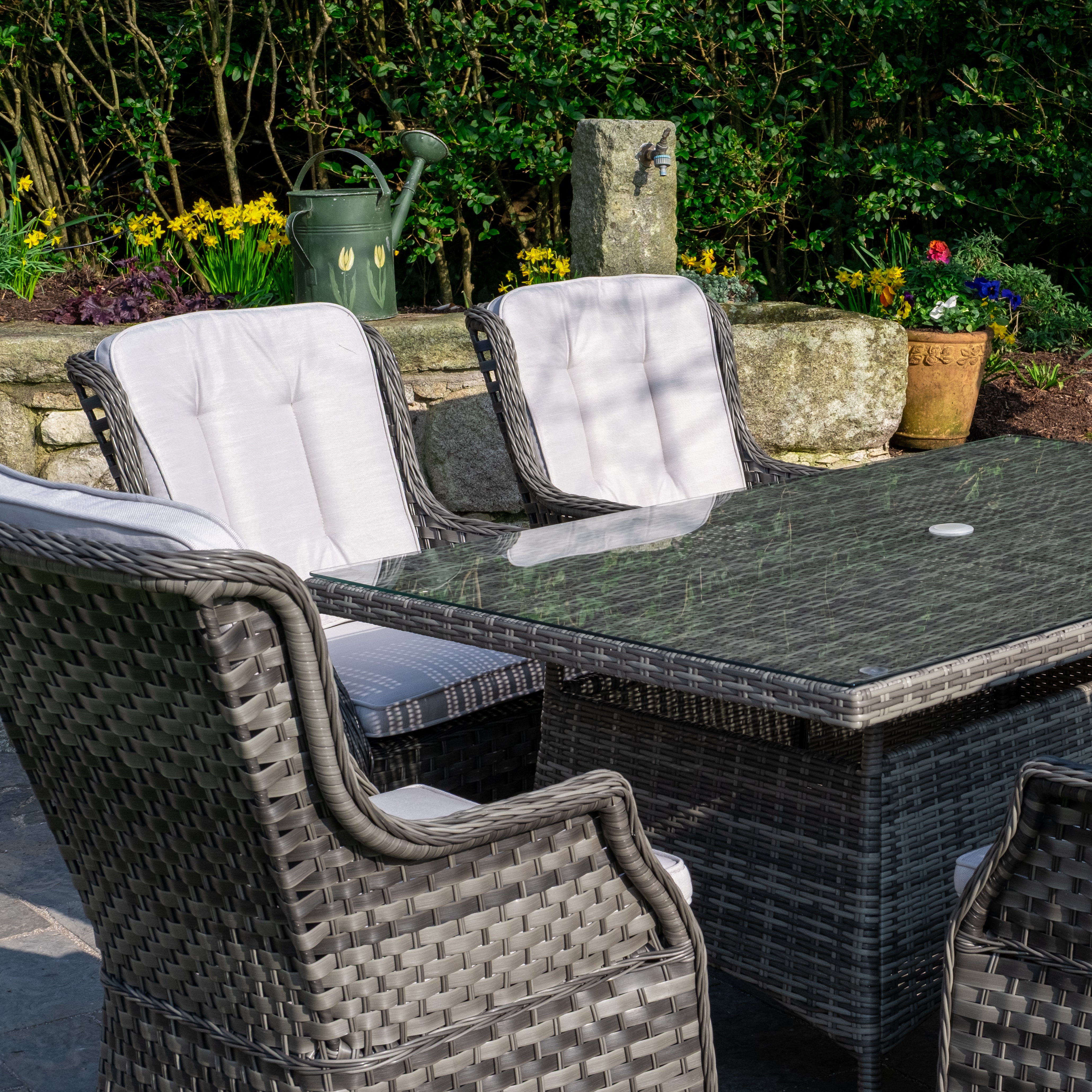 Ravenna - 6 Seat Rectangular Set (Grey)