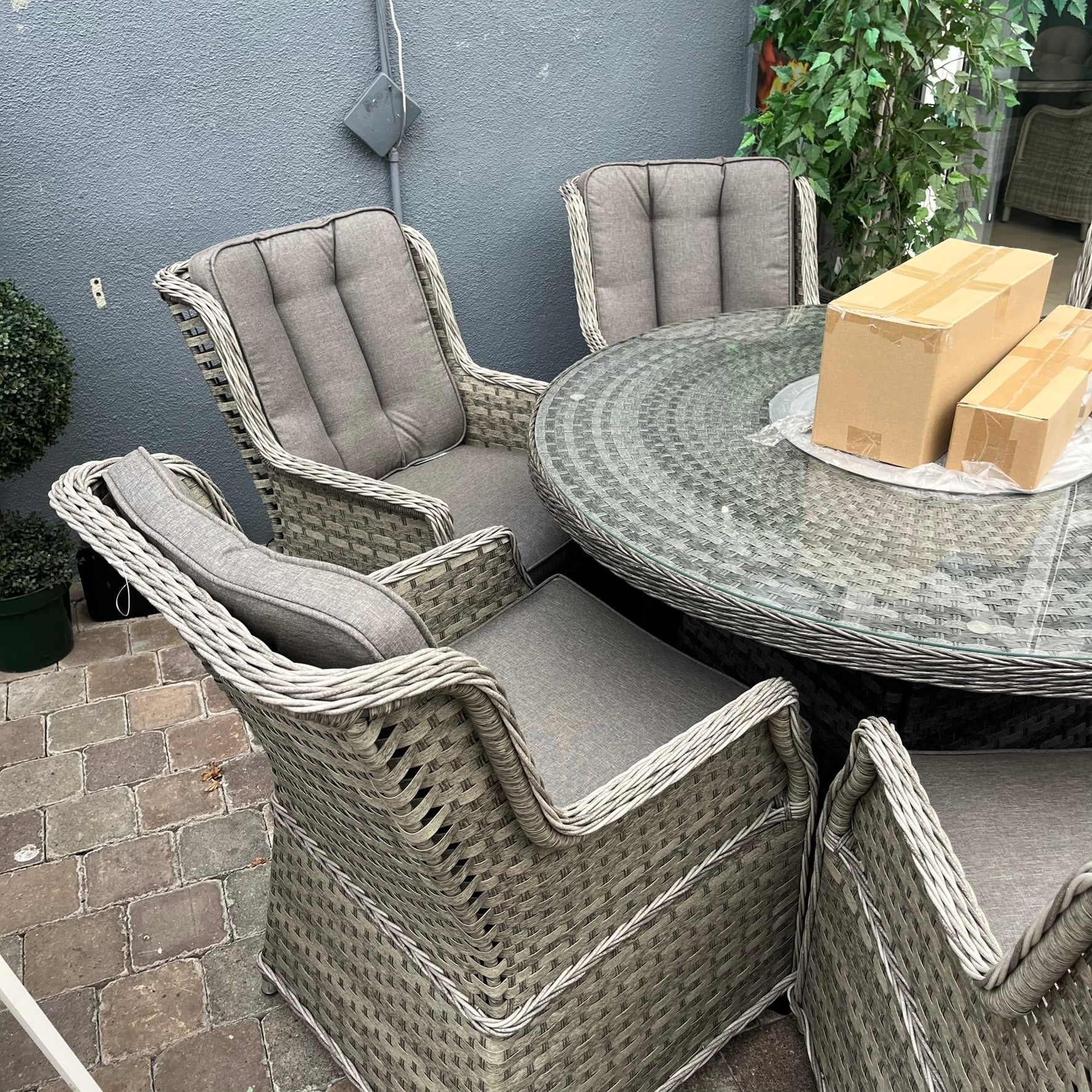 Bali / Boston 6 Seater - Fire pit Set - Clearance