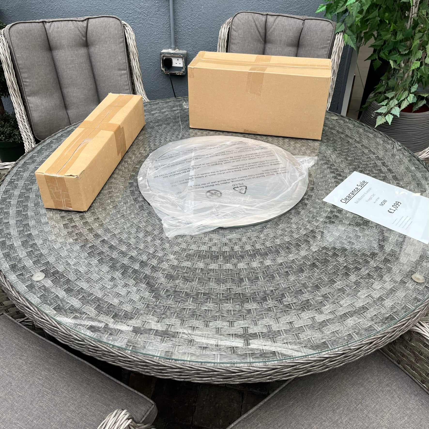 Bali / Boston 6 Seater - Fire pit Set - Clearance