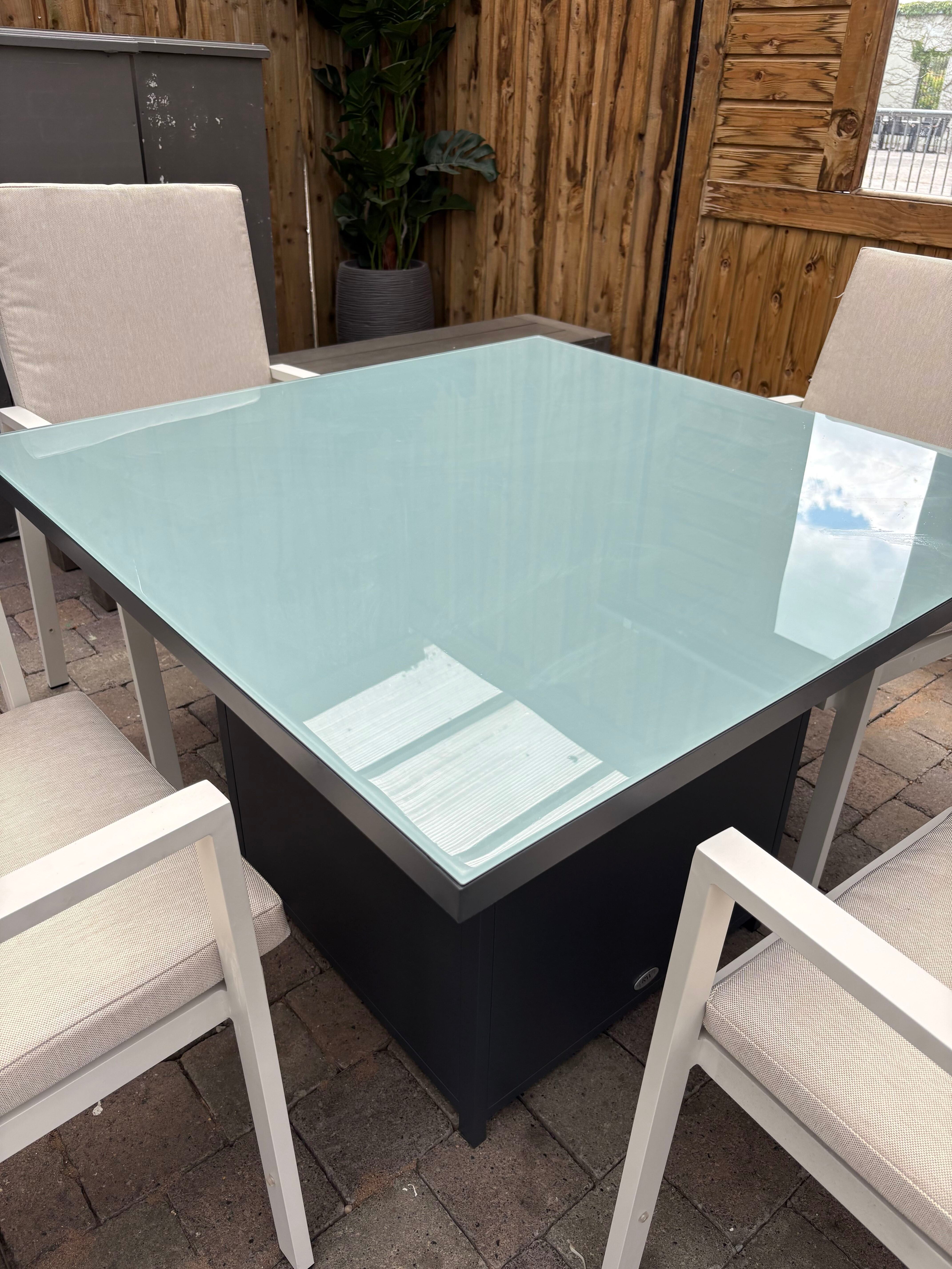 Portofino 4 Seater - clearance