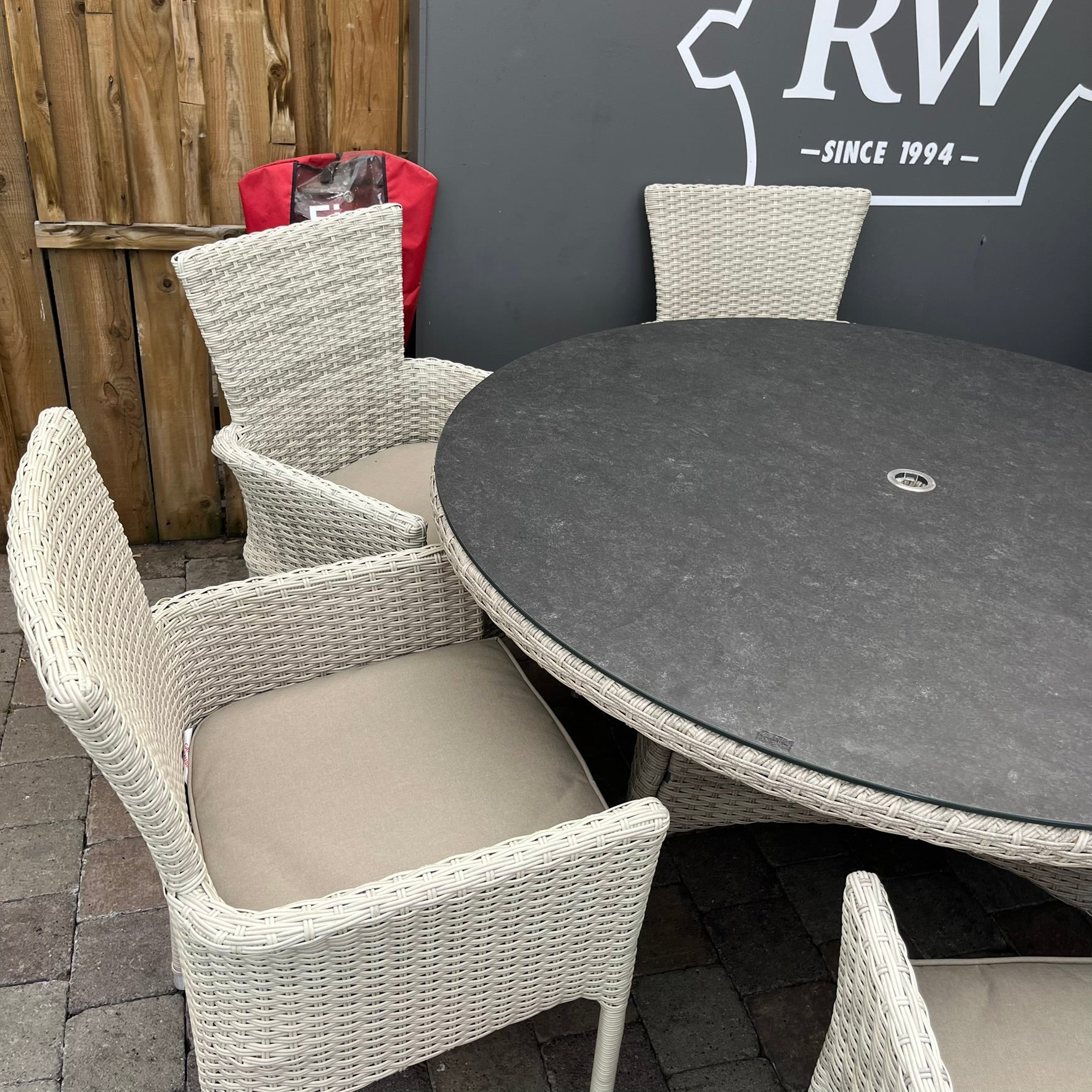 Miami 6-Seater Set - Clearance