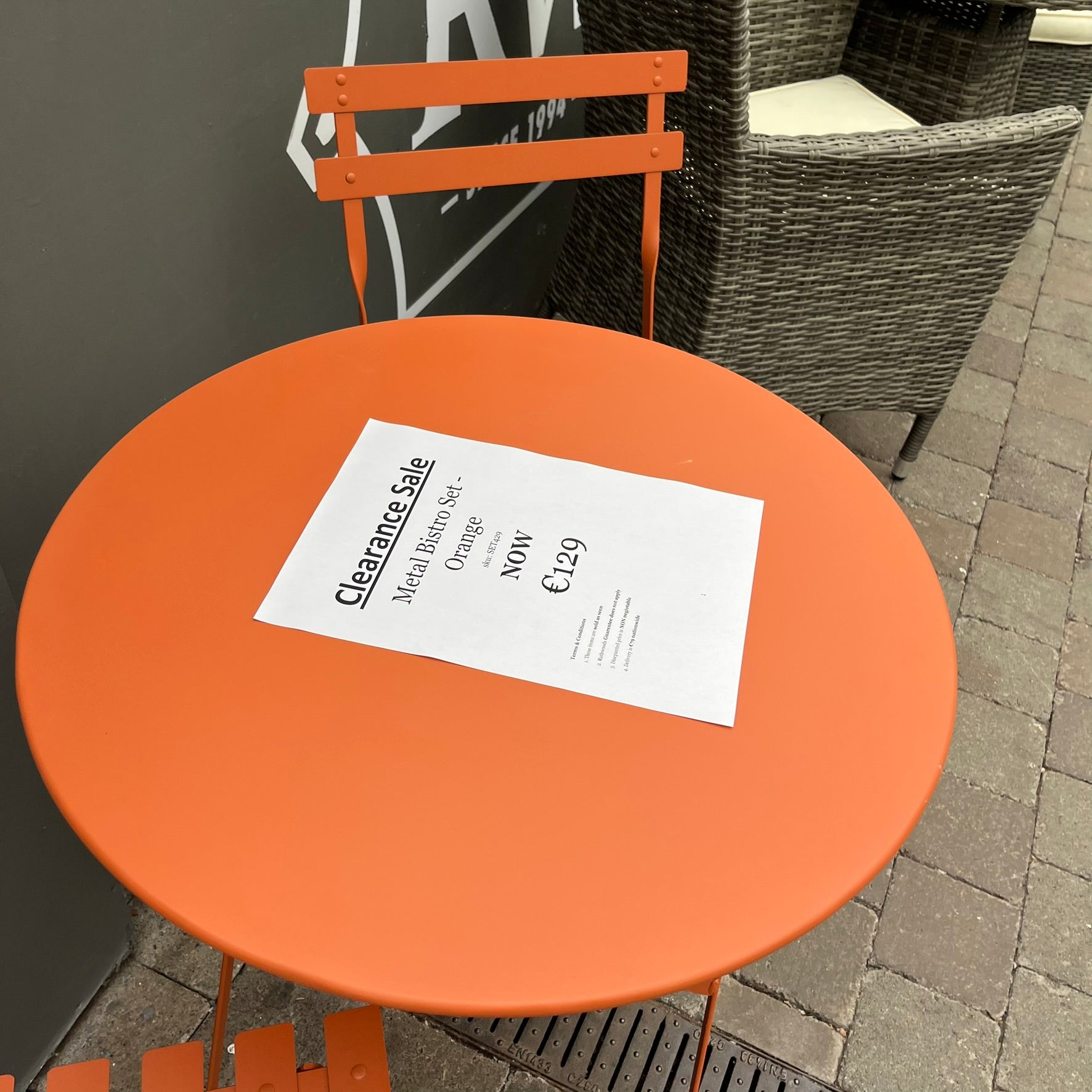 Metal Bistro Set (Orange) - Clearance