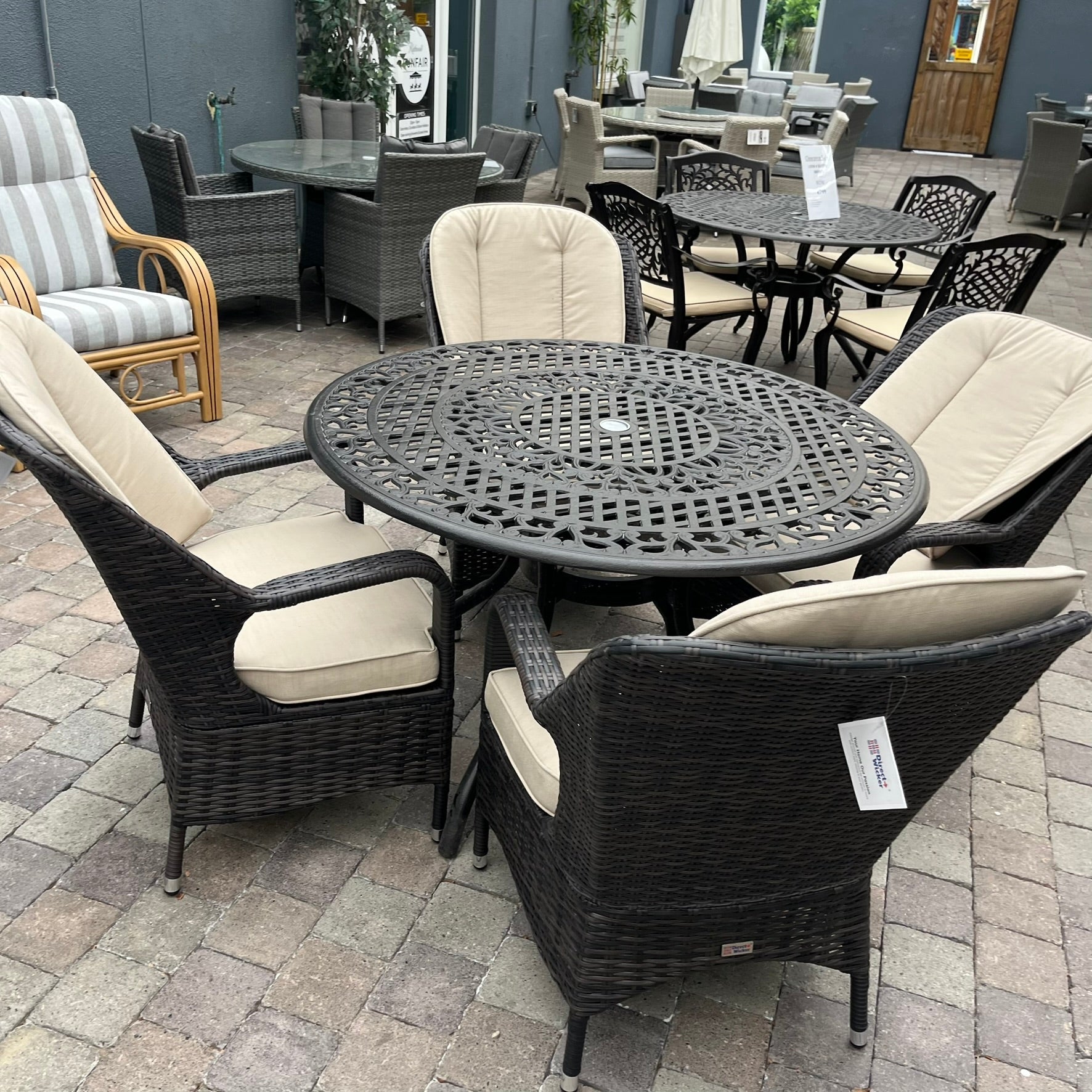 Chambury/Lyon 4-Seater Set - Clearance