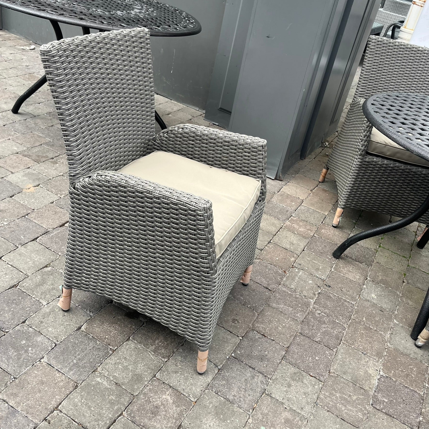 Rattan 4 Seater Round