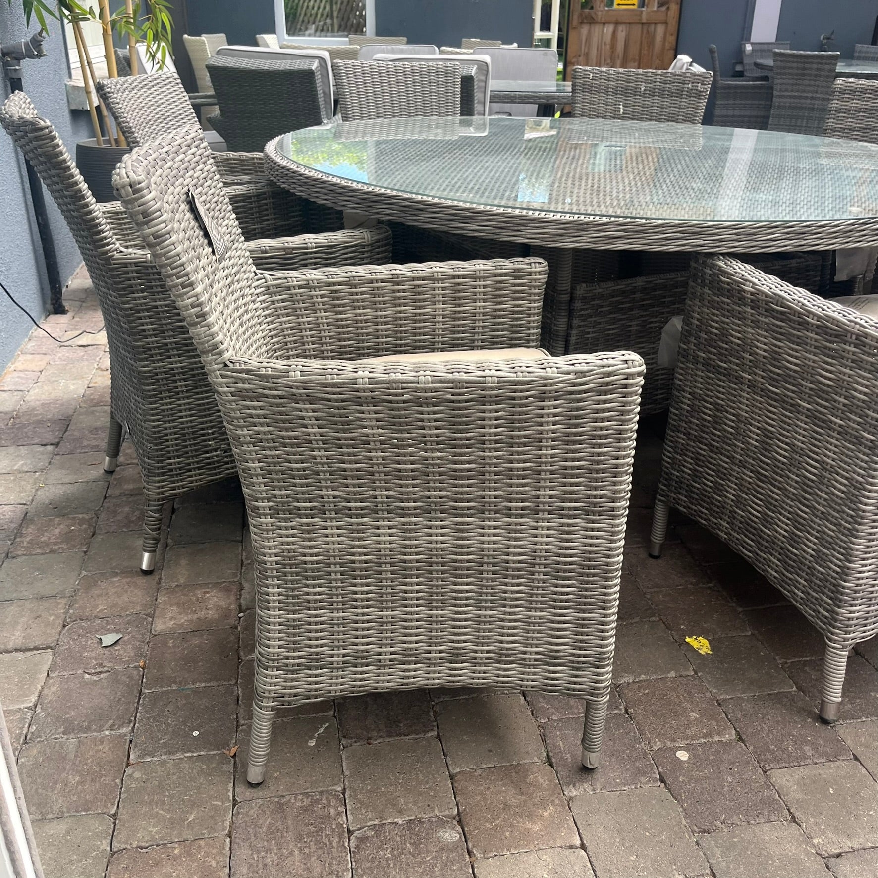 Oxford 8 Seater Set