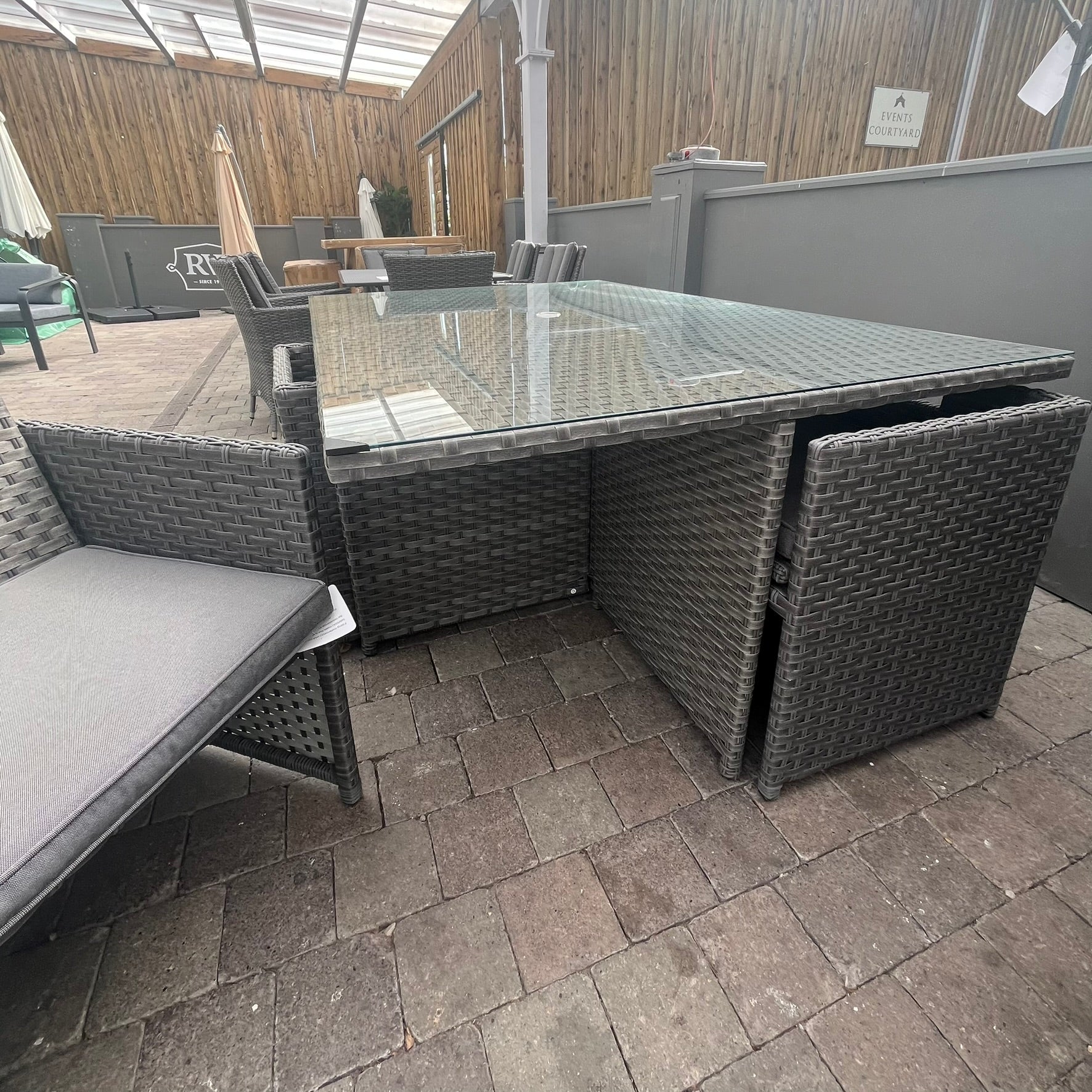 Willow 6 Seater Cube Set - Clearance