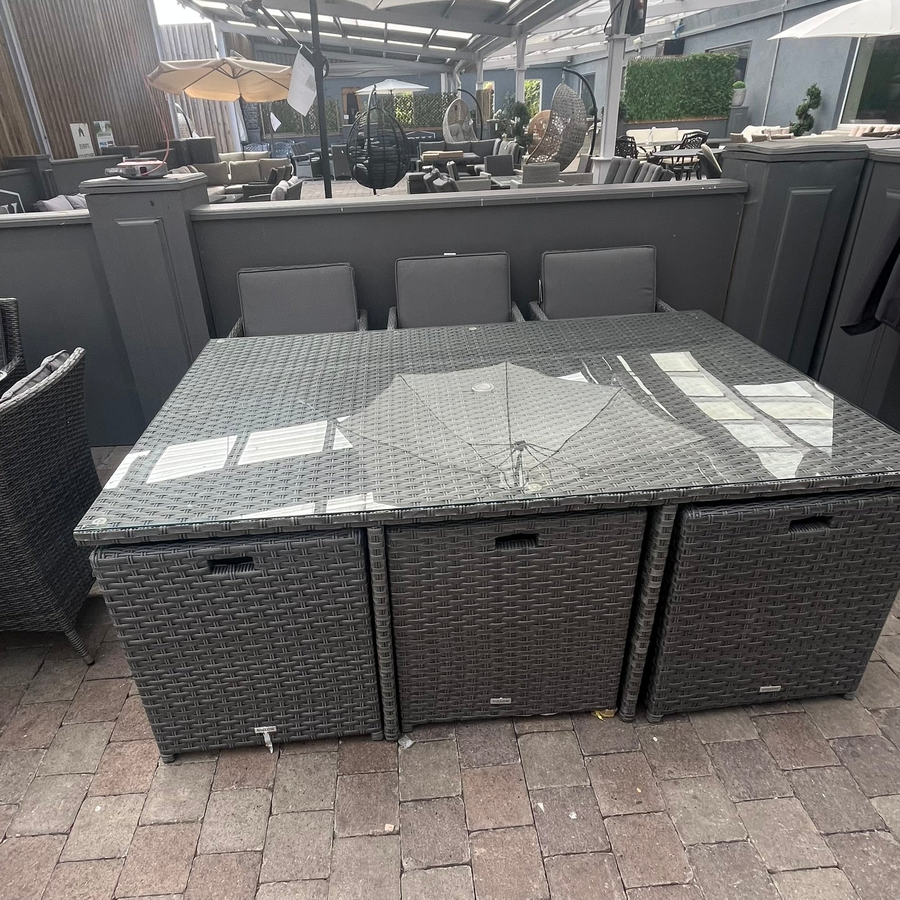 Willow 6 Seater Cube Set - Clearance