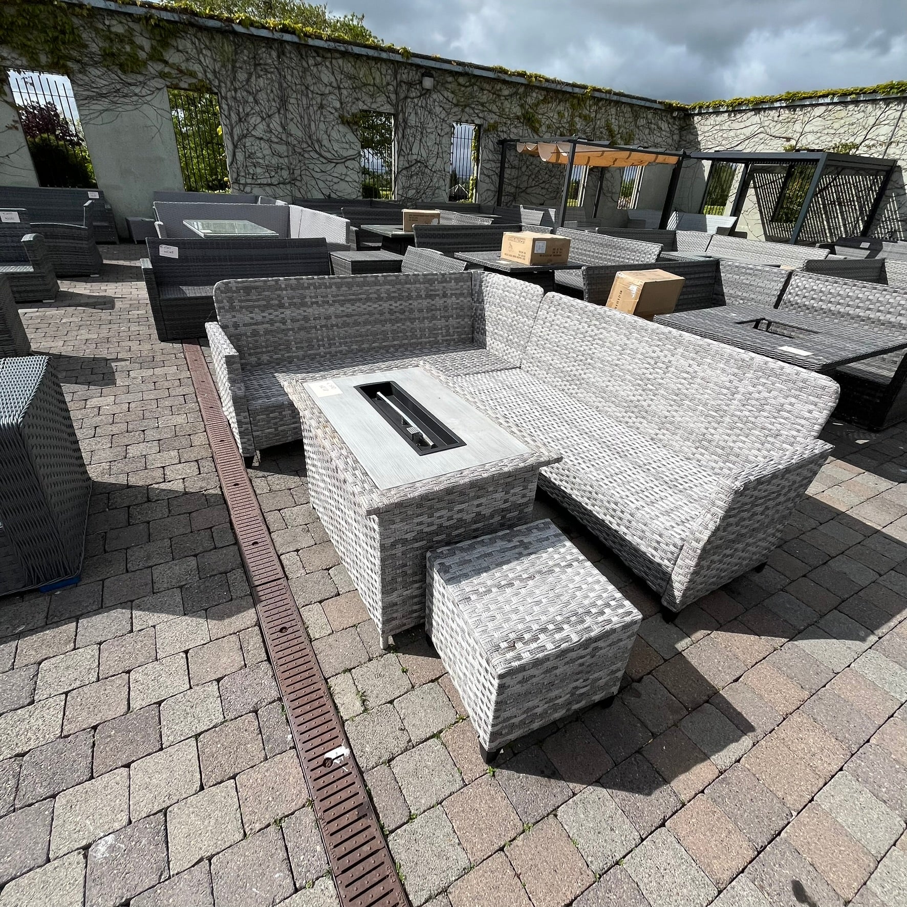 Venice Corner with Firepit Table - No Cushions- Clearance