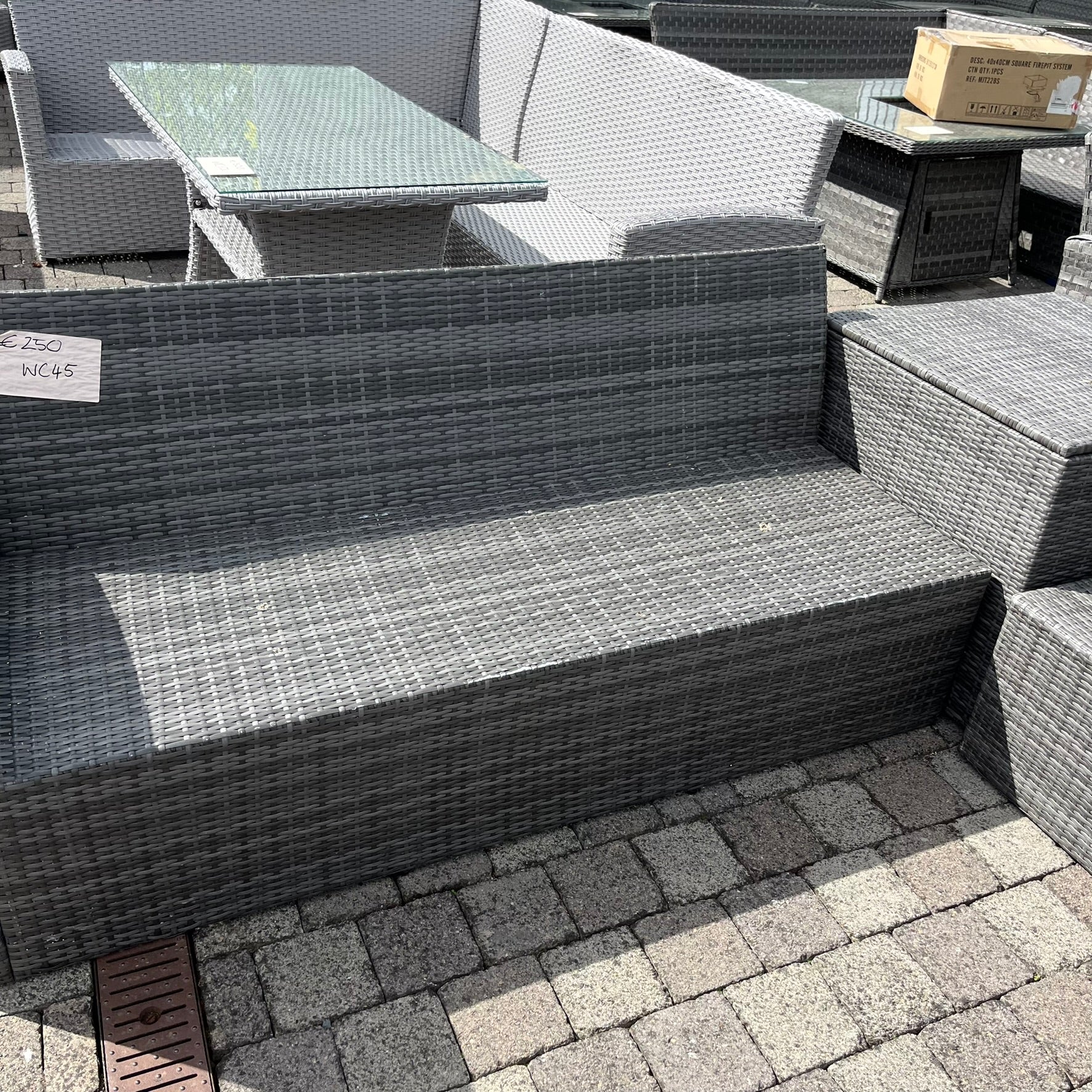 Santiago Corner Sofa & Storage Box - Clearance