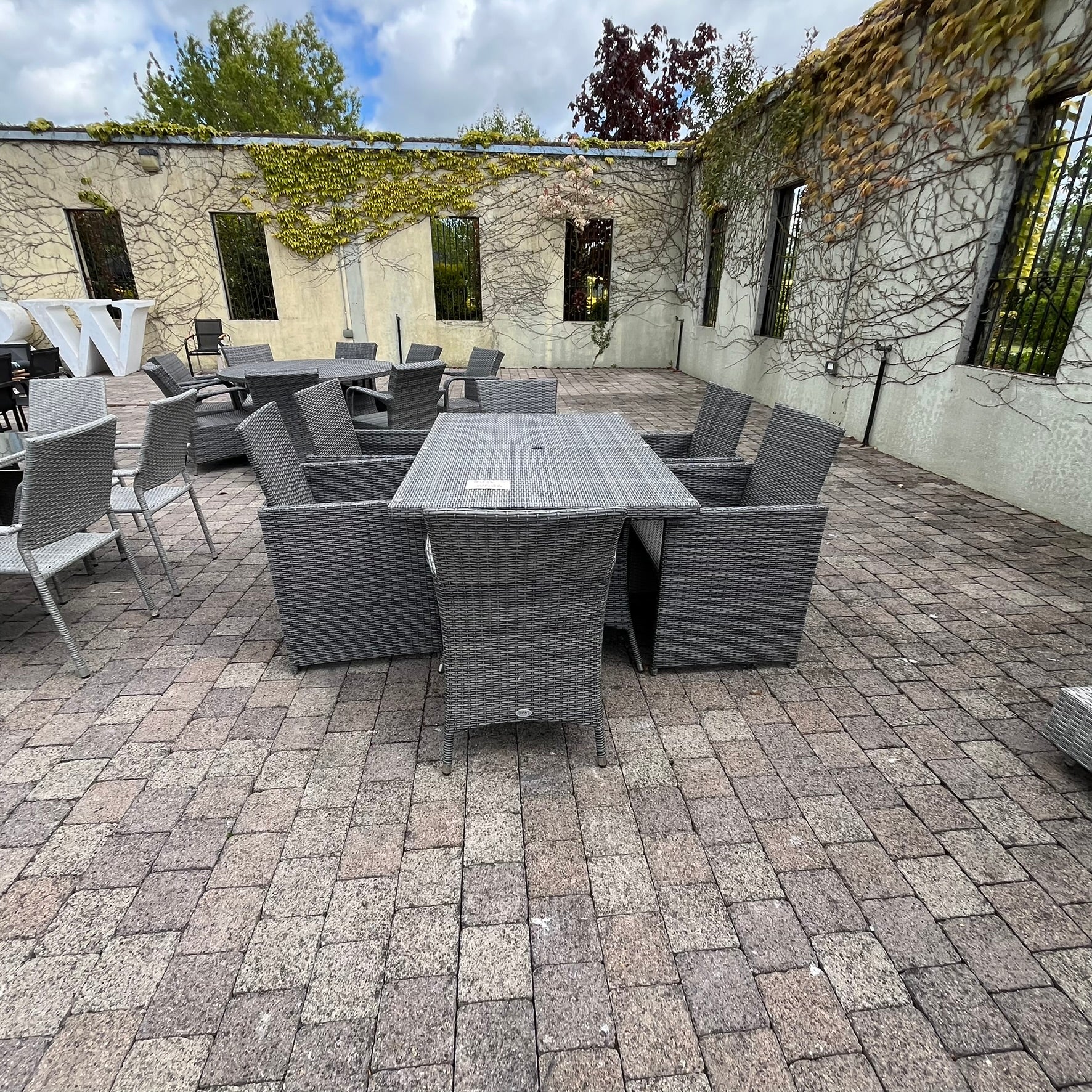 Gardina 6 Seater Set - Rectangle Grey - Clearance