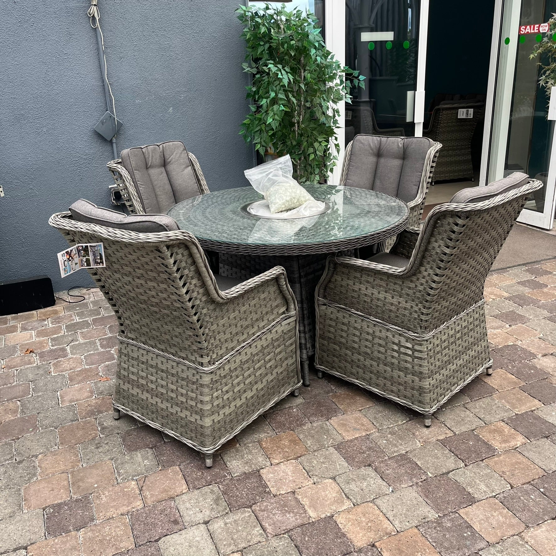 Bali/Boston 4-Seater Fire Pit Set - Clearance