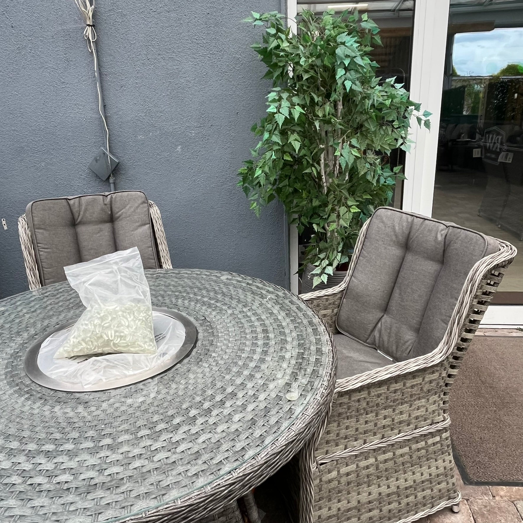 Bali/Boston 4-Seater Fire Pit Set - Clearance