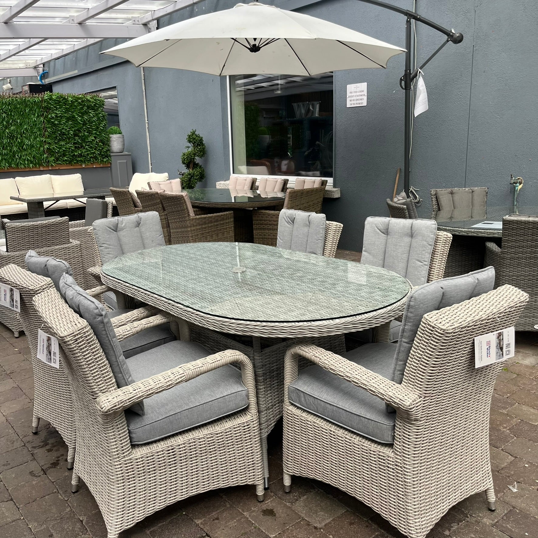 Sorrento 6 Seater Set (Oval) - Clearance