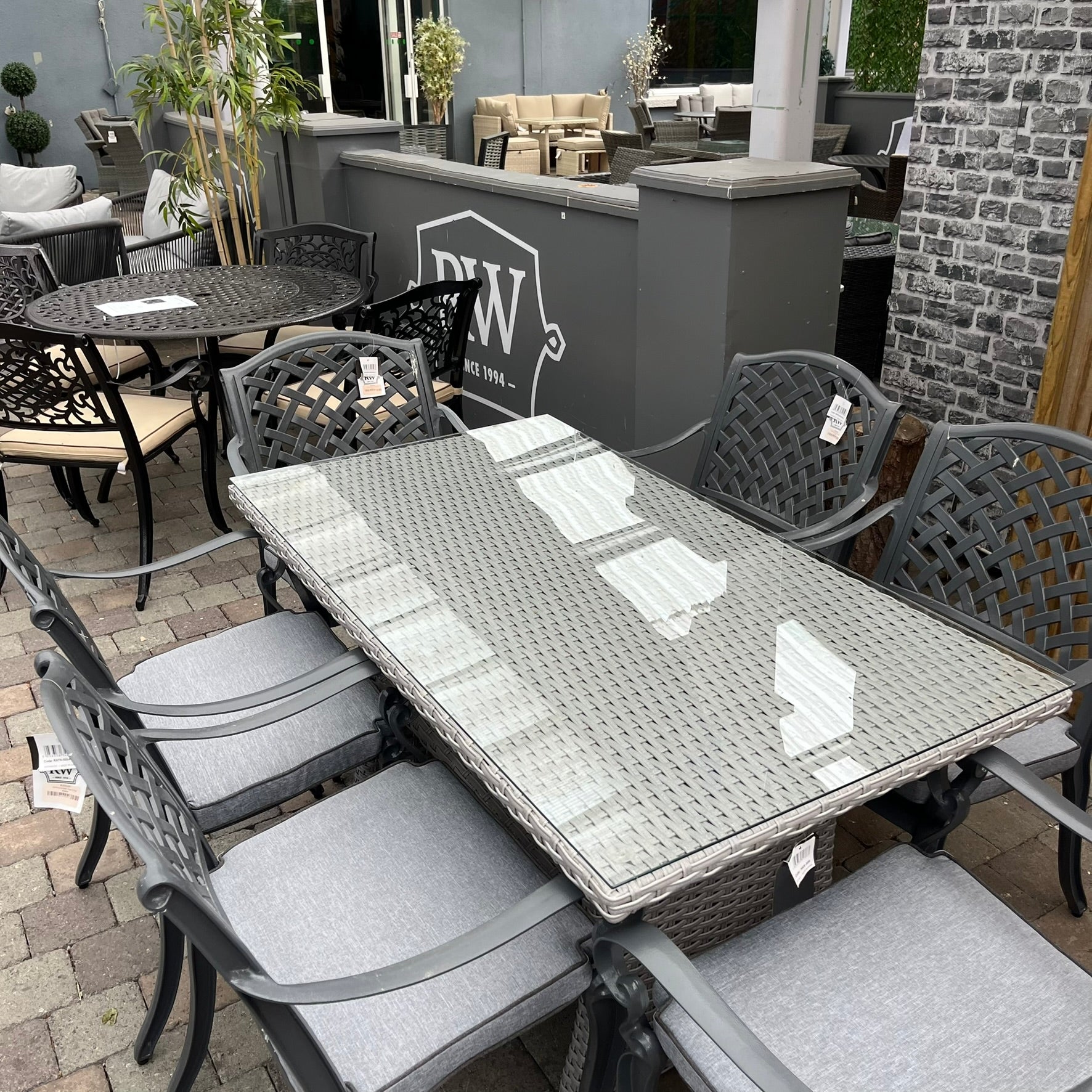 Toulouse / Saville 6 Seater Set - Clearance