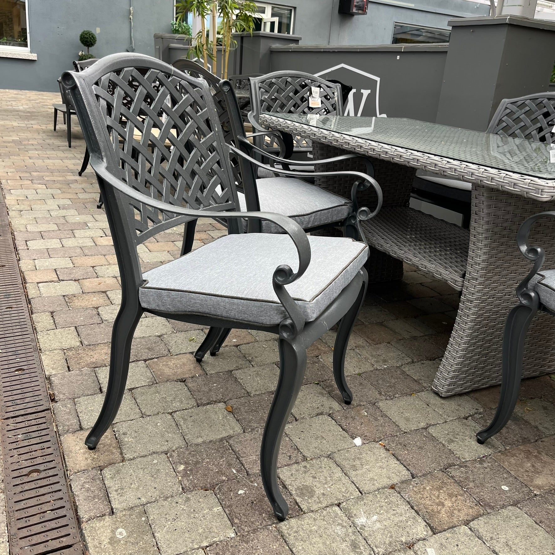 Toulouse / Saville 6 Seater Set - Clearance