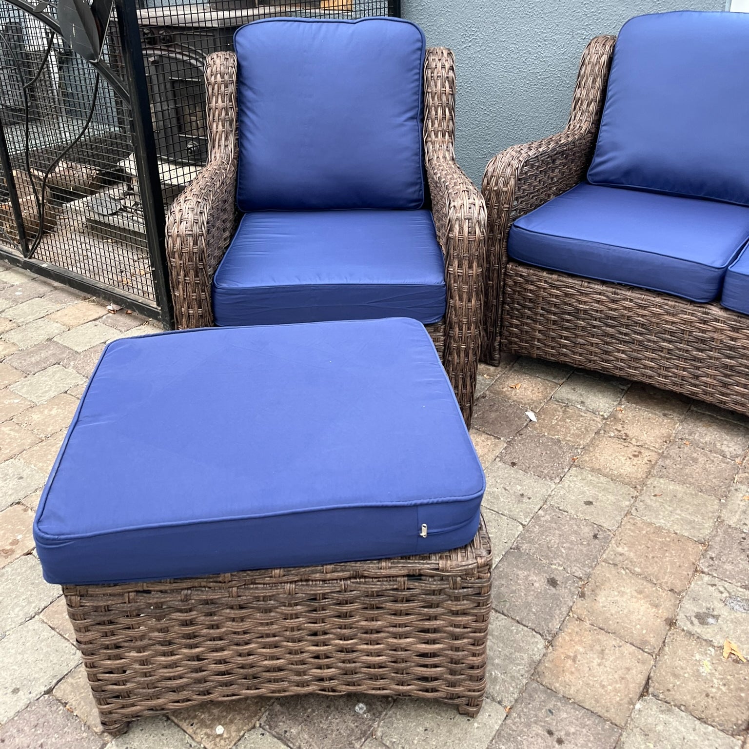 Cappani Navy Sofa Set - Clearance