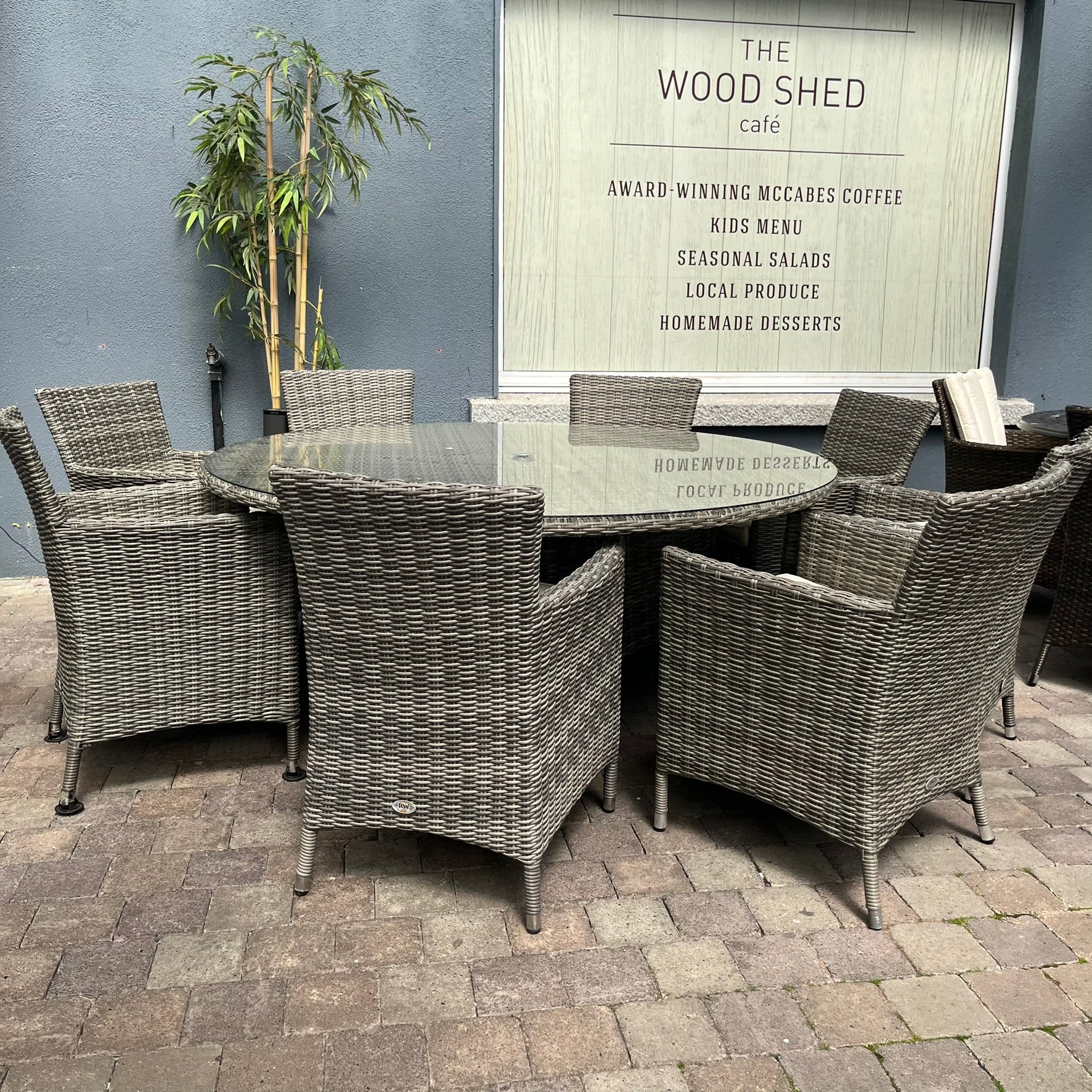 Oxford 8 Seater Set - Clearance