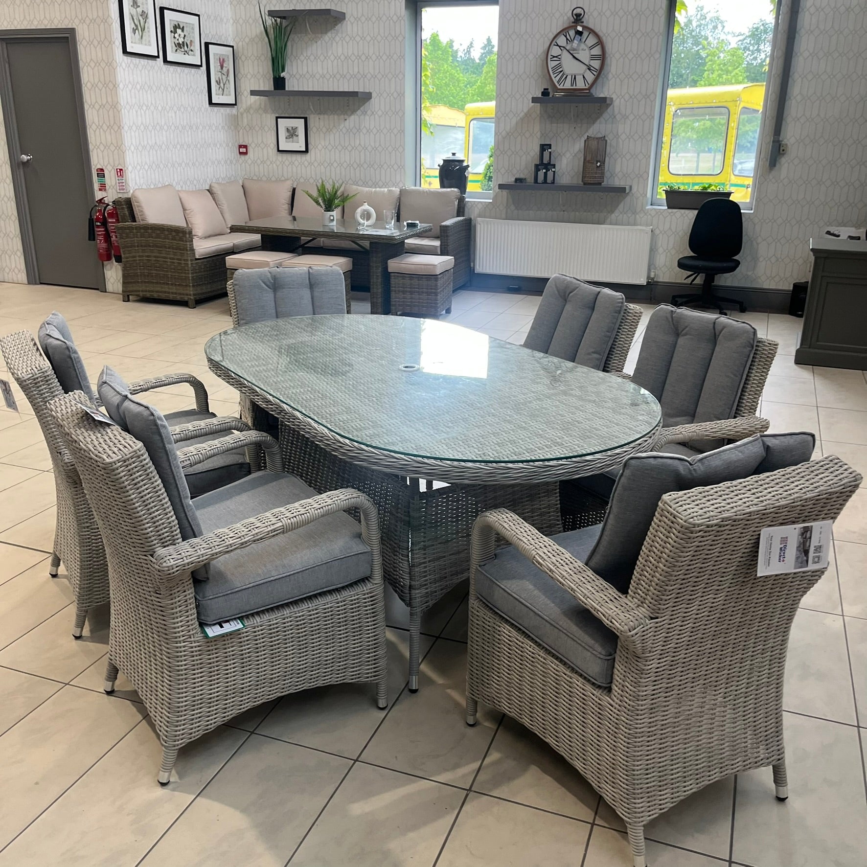 Sepino/Sorrento 6 Seater Set (Oval) - Clearance