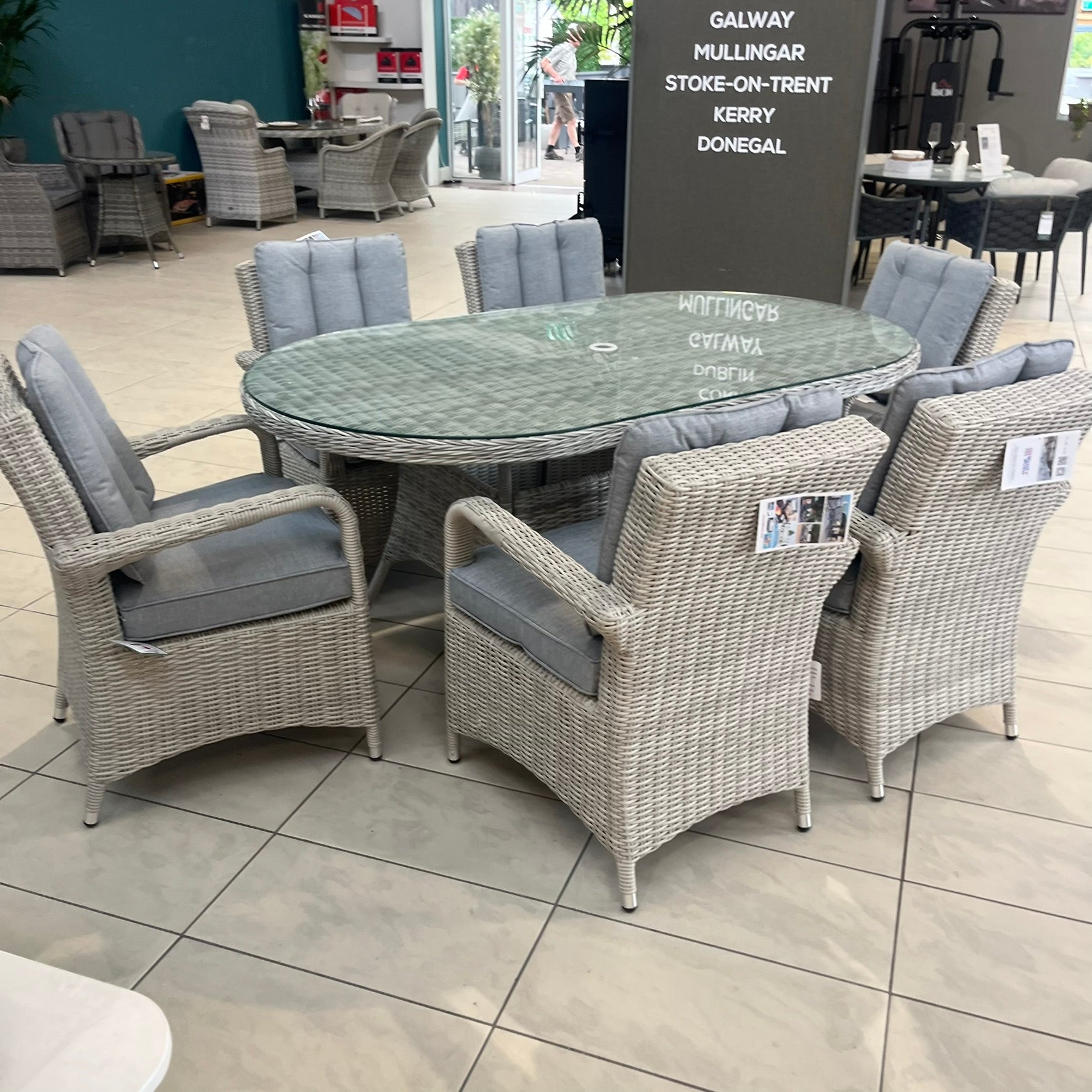 Sepino/Sorrento 6 Seater Set (Oval) - Clearance