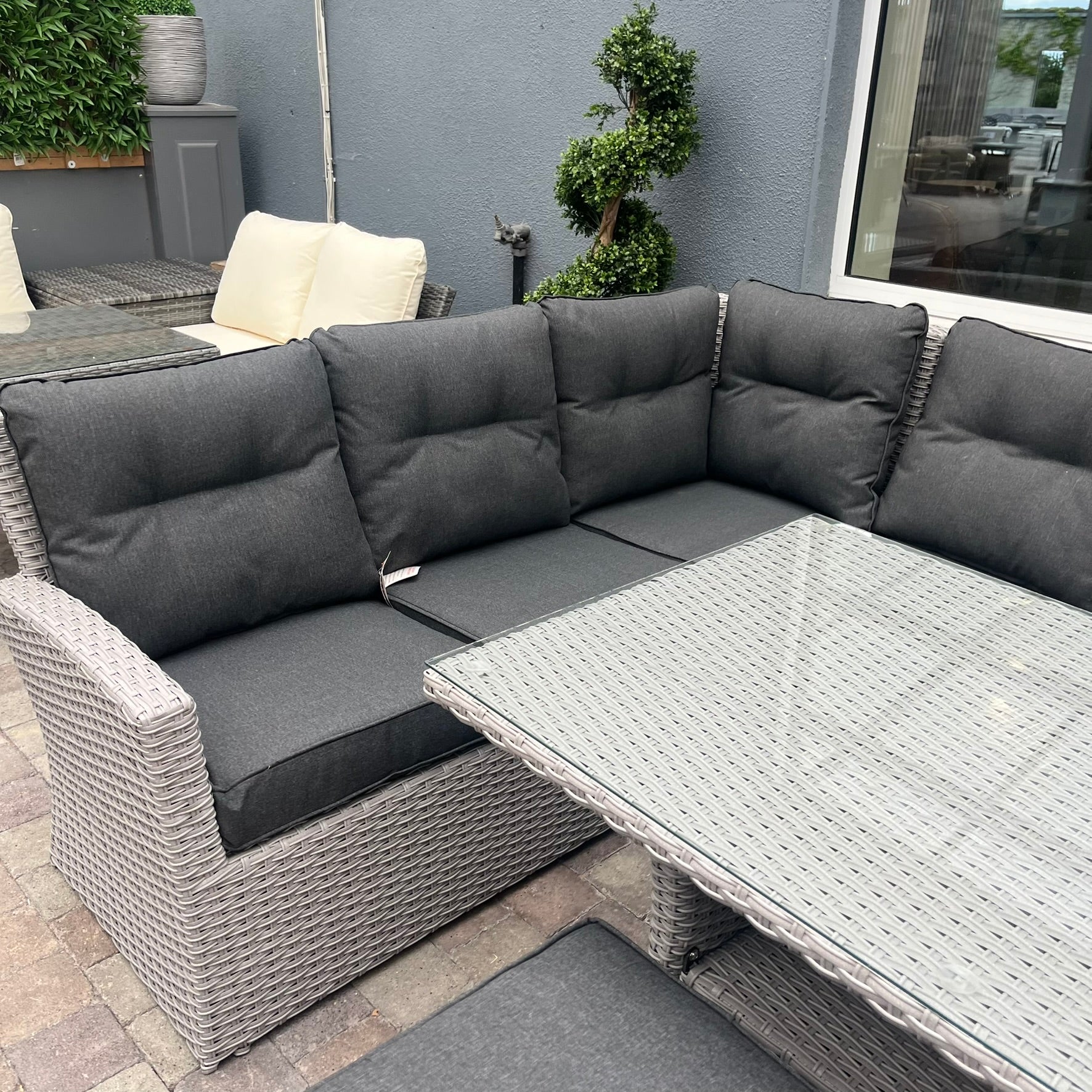 Venice Corner - Clearance