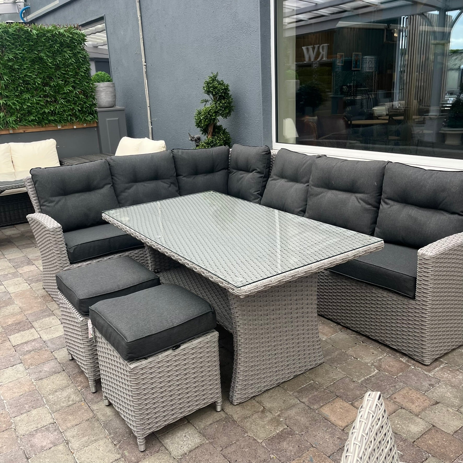 Venice Corner - Clearance