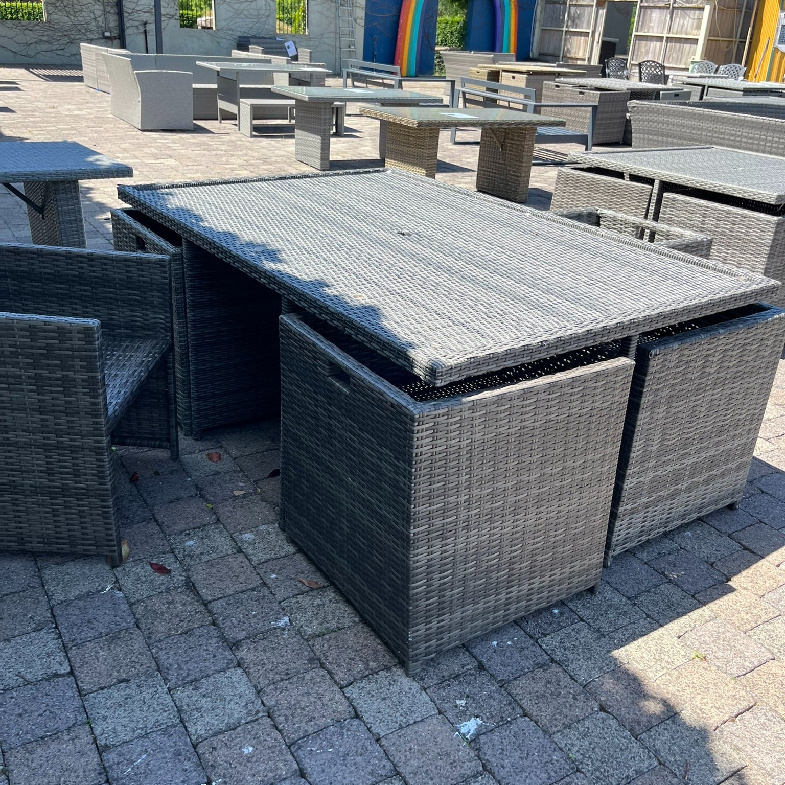 6 Seater Cube - Clearance