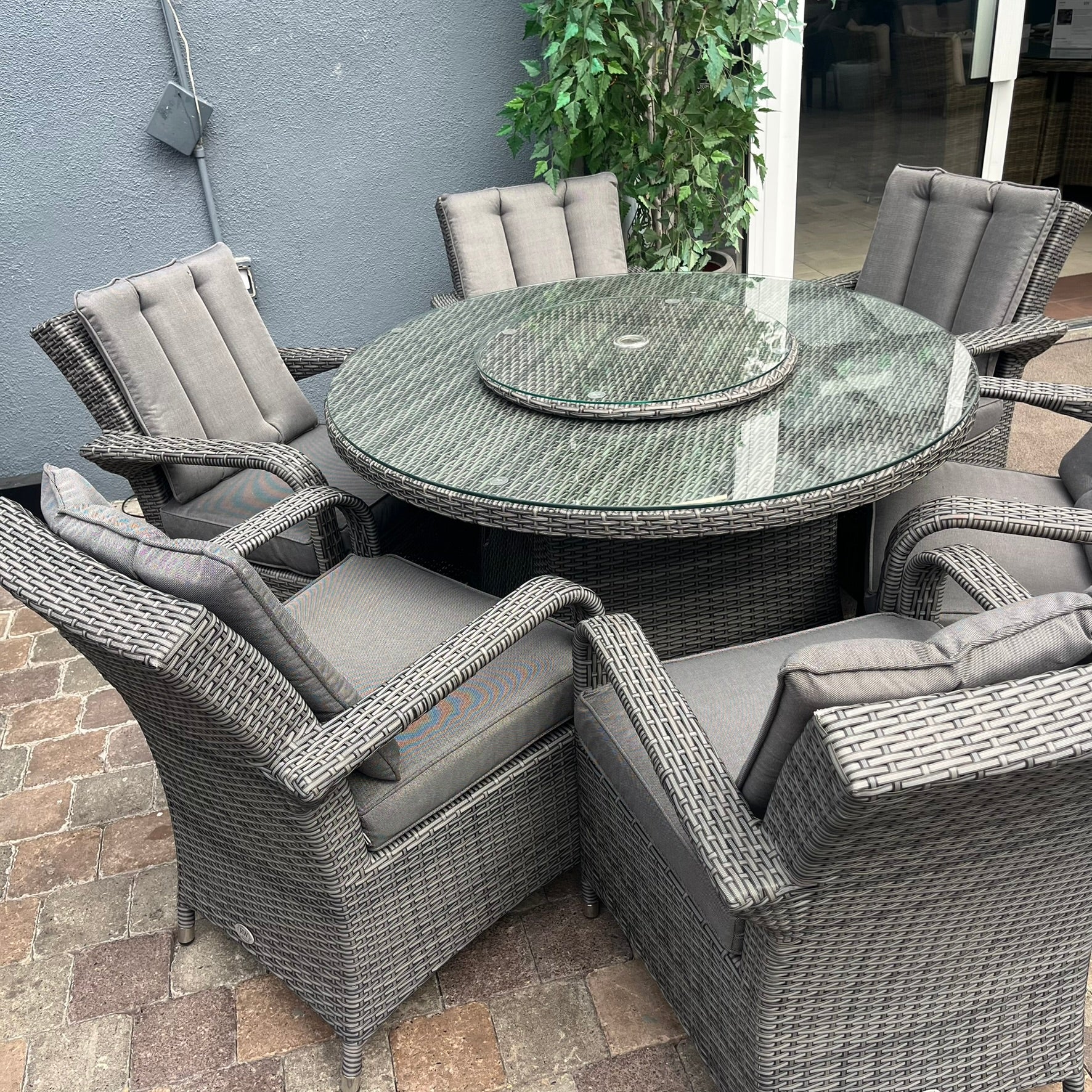 Gardinia 6 Seater Set - Clearance