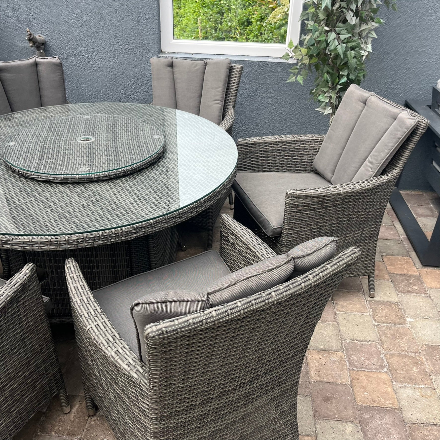 Gardinia 6 Seater Set - Clearance