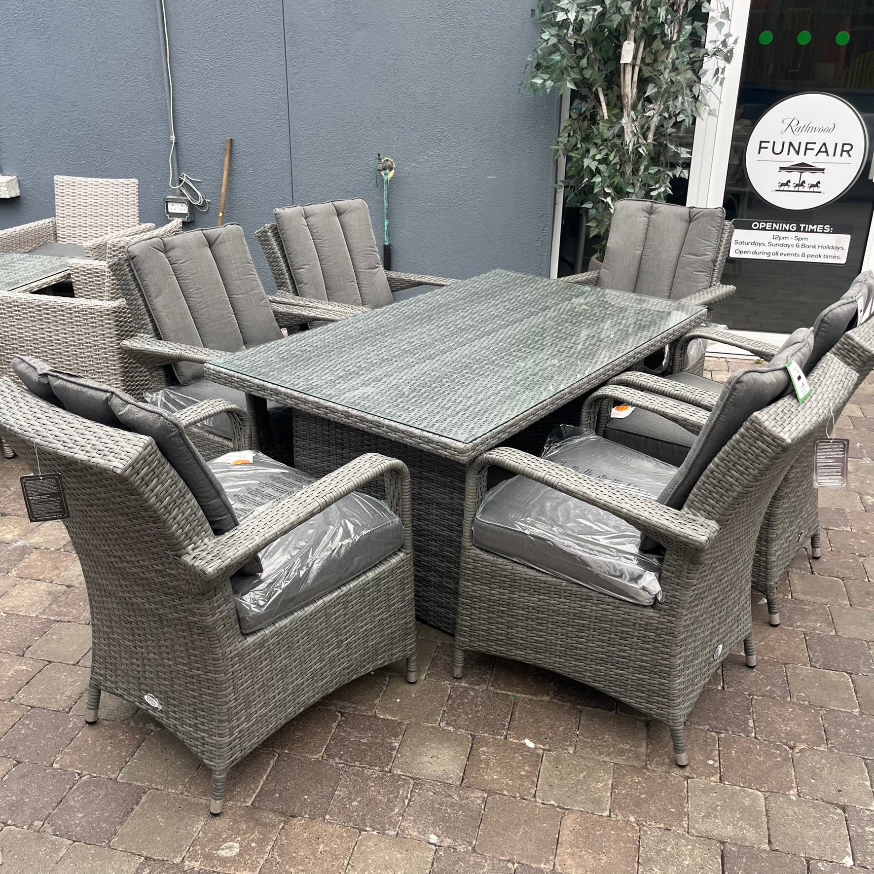 Havana 6 Seater - Clearance