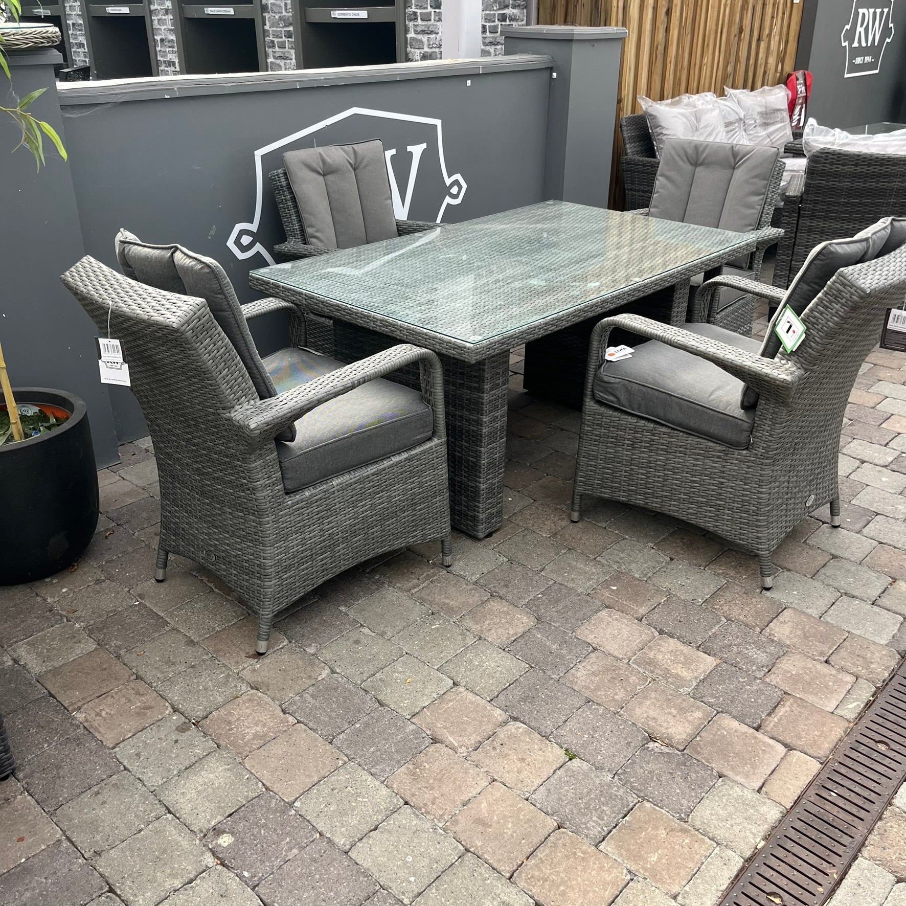 Havana 4 Seater Set - Clearance