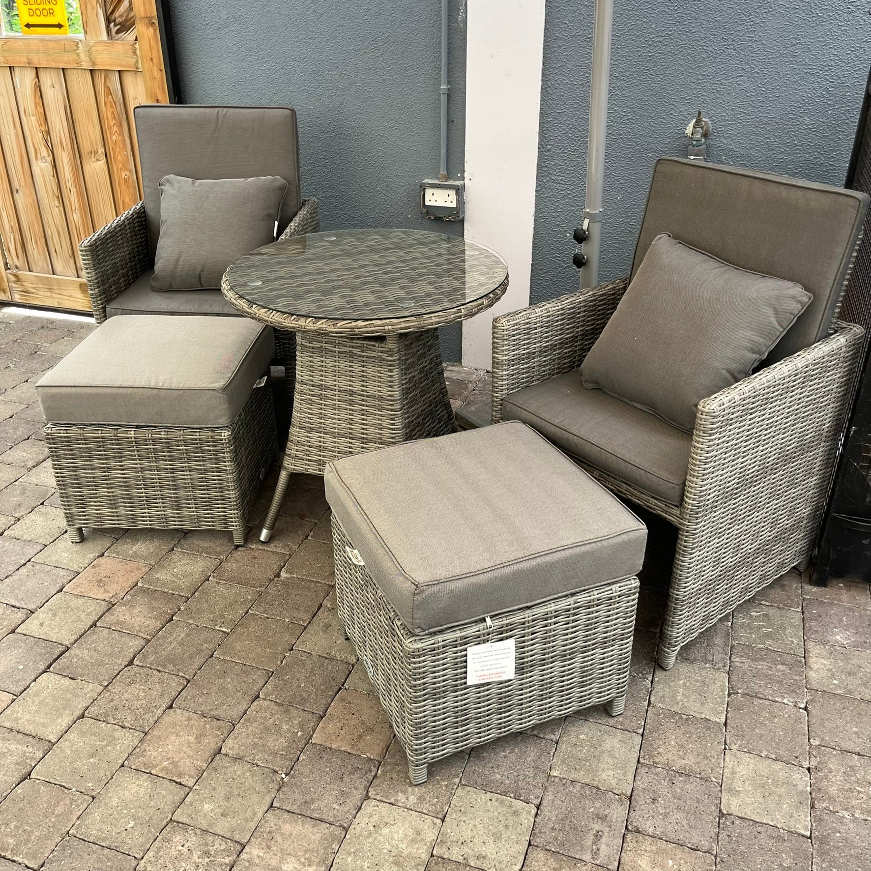 Cube Bistro With Footstools - Clearance